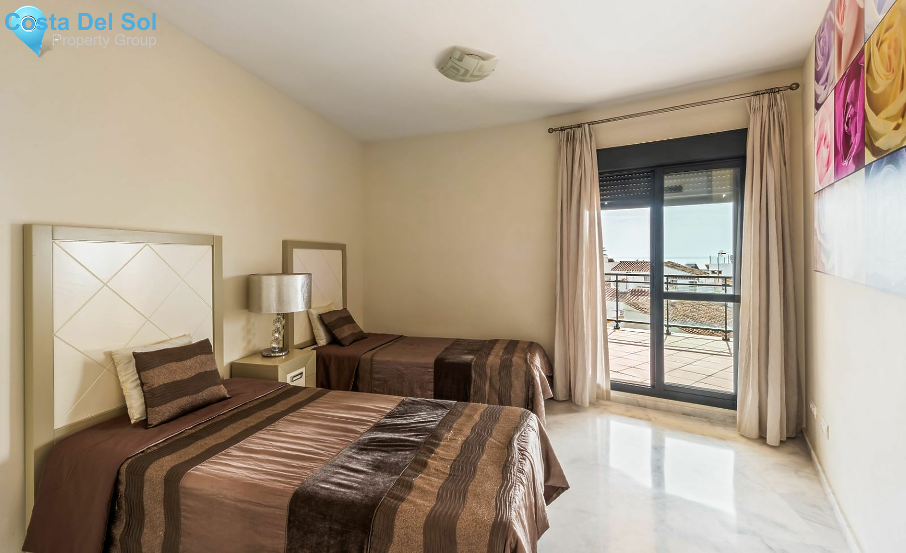 Middle Floor Apartment in Estepona-1494028