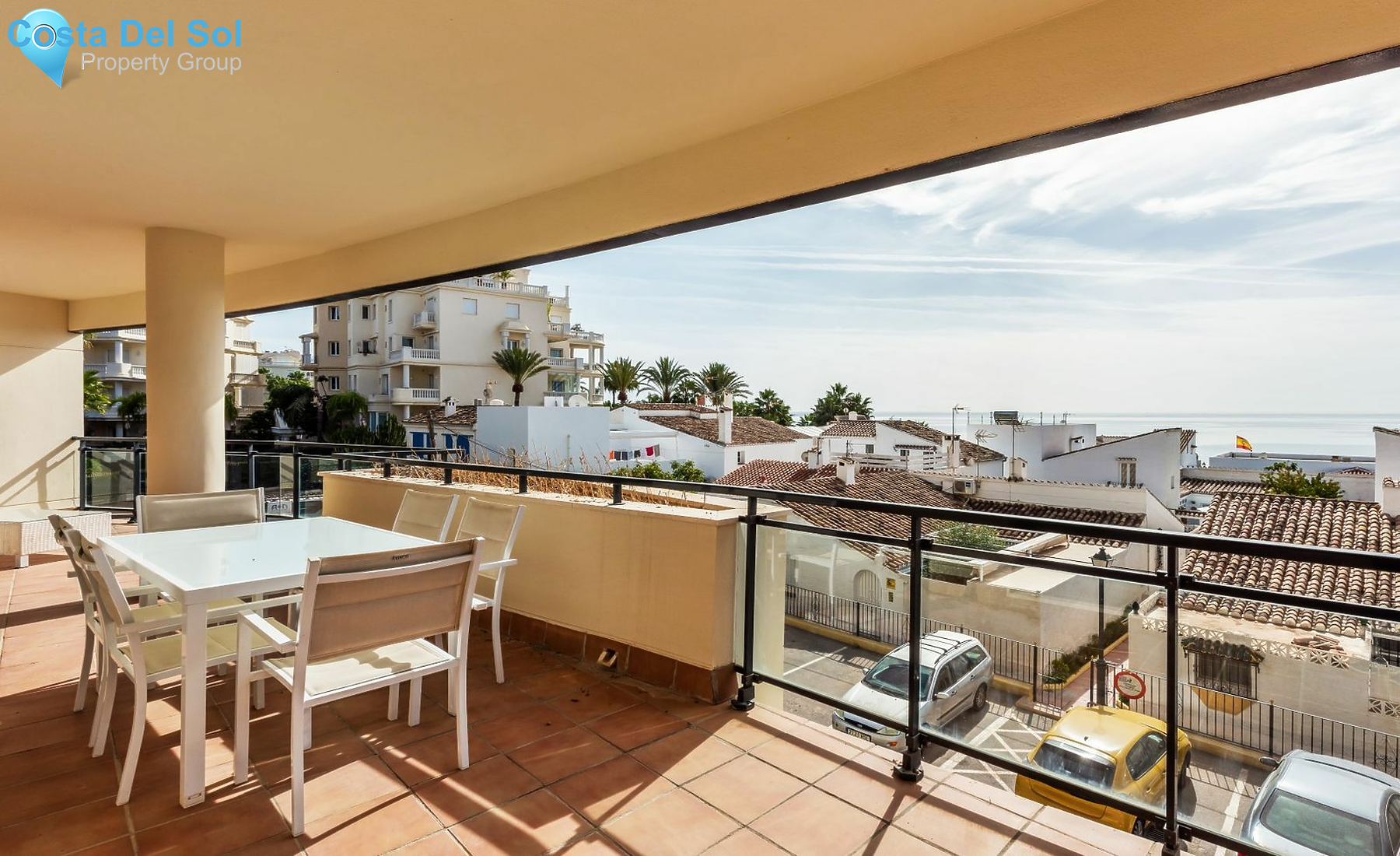 Middle Floor Apartment in Estepona-1494019