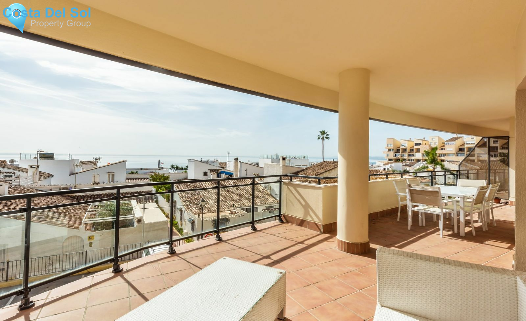 Middle Floor Apartment in Estepona-1494020