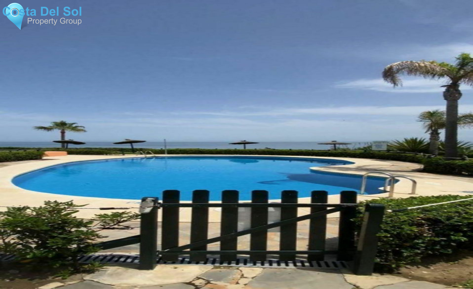Middle Floor Apartment in Estepona-1514856