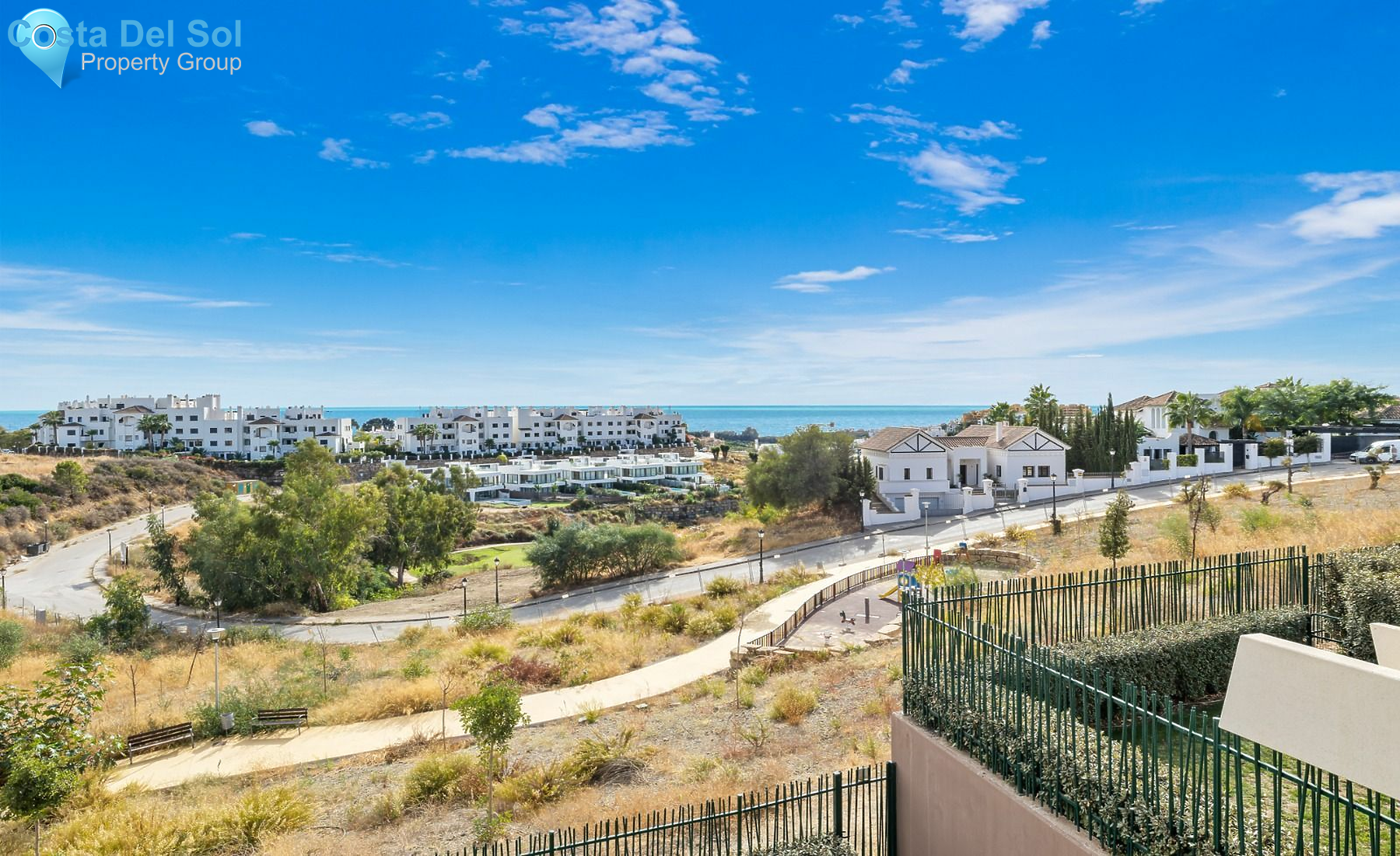 Middle Floor Apartment in Estepona-1515465