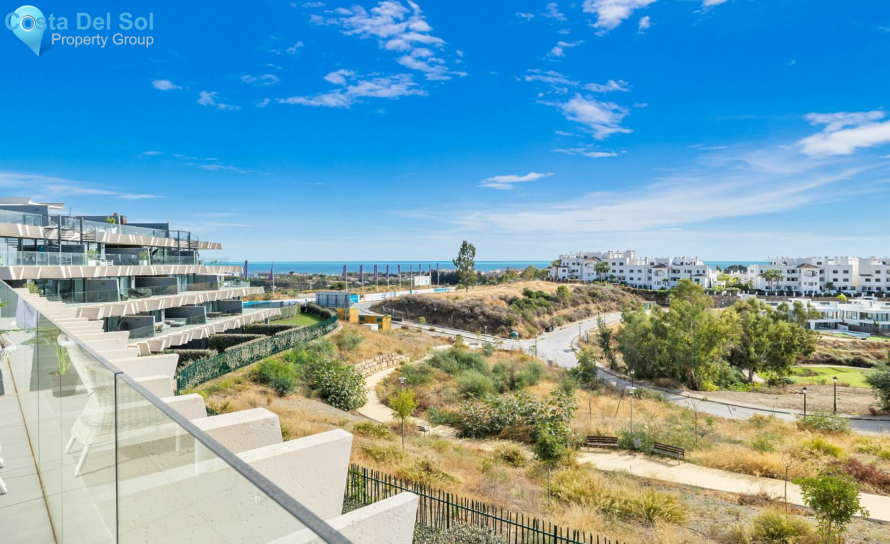 Middle Floor Apartment in Estepona-1515466
