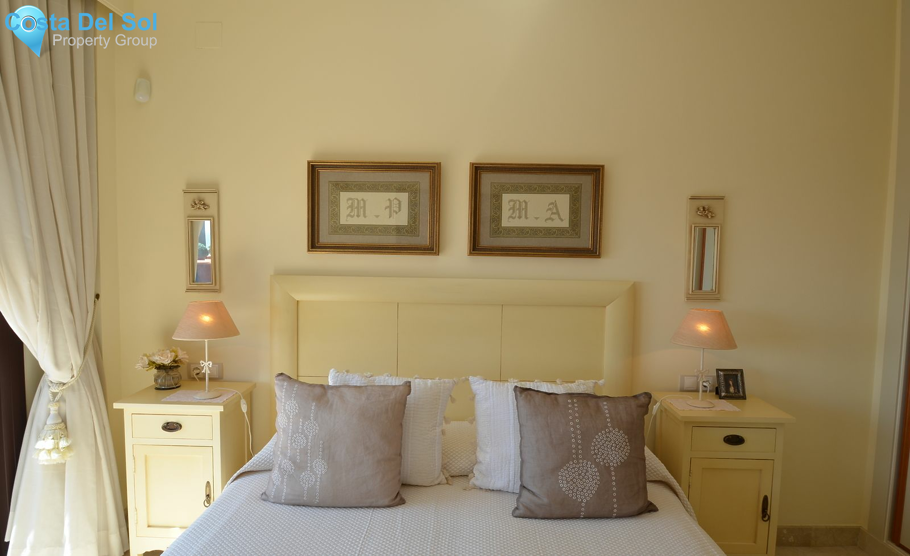 Middle Floor Apartment in Estepona-1521396