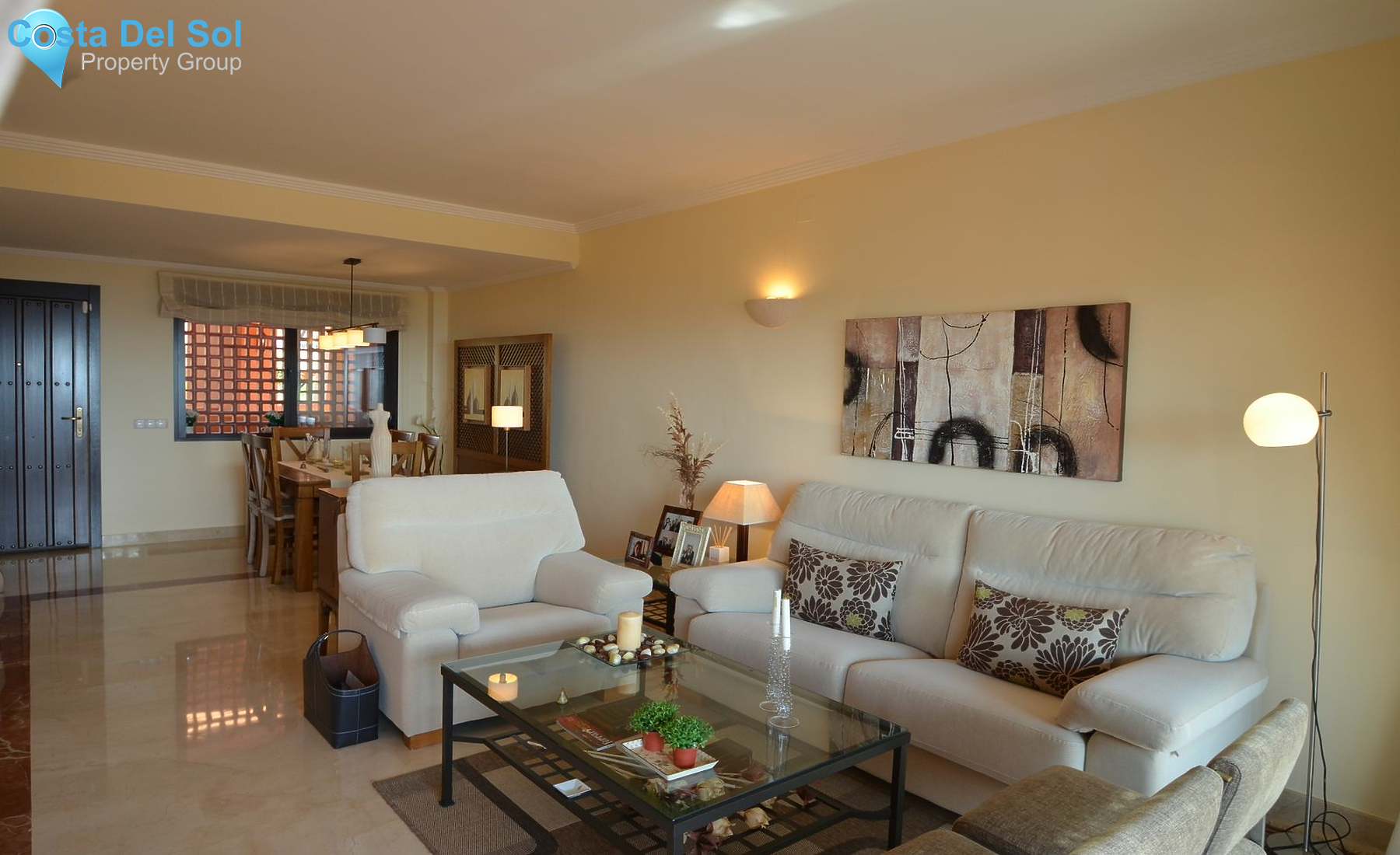 Middle Floor Apartment in Estepona-1521386