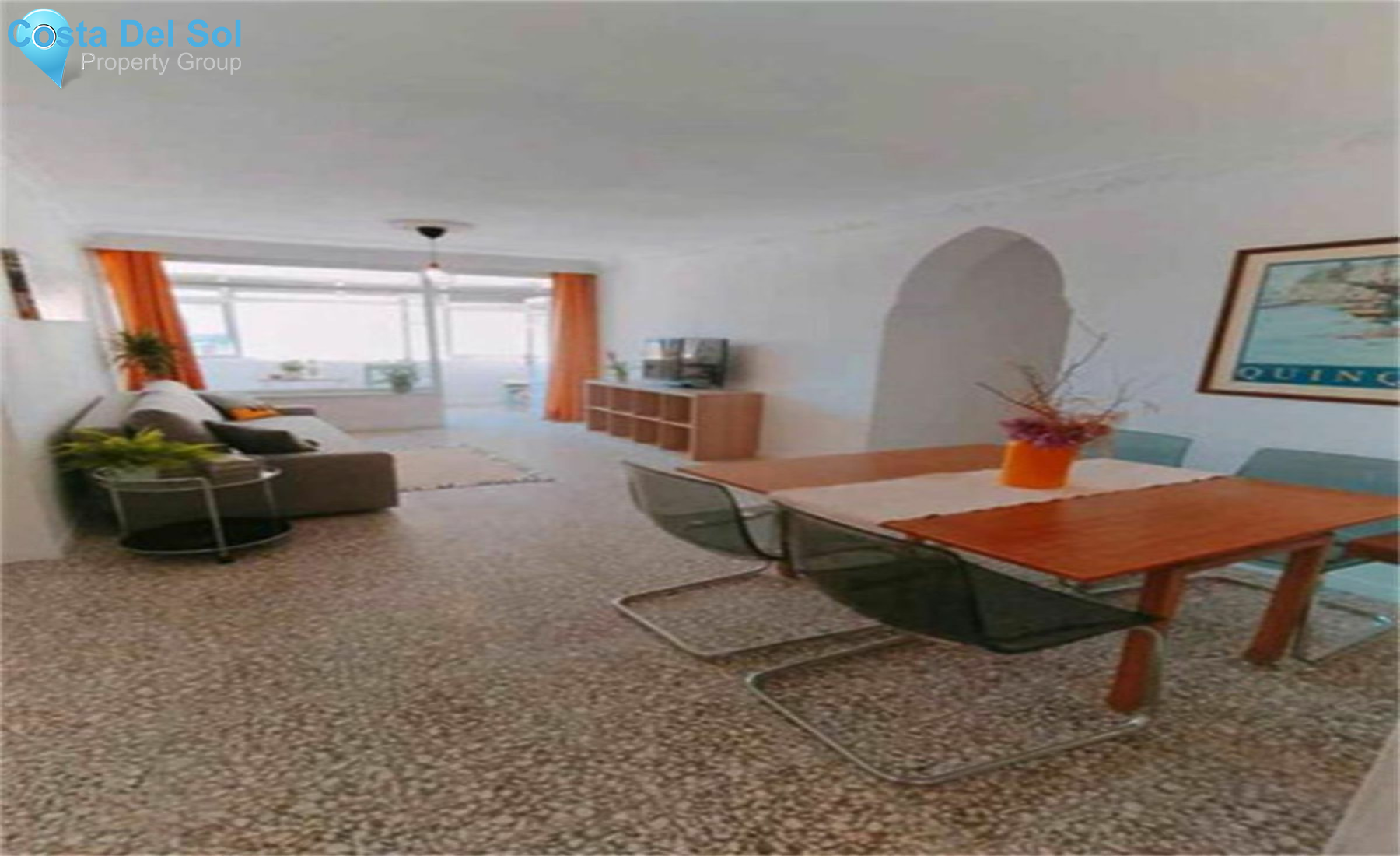 Middle Floor Apartment in Estepona-1530975