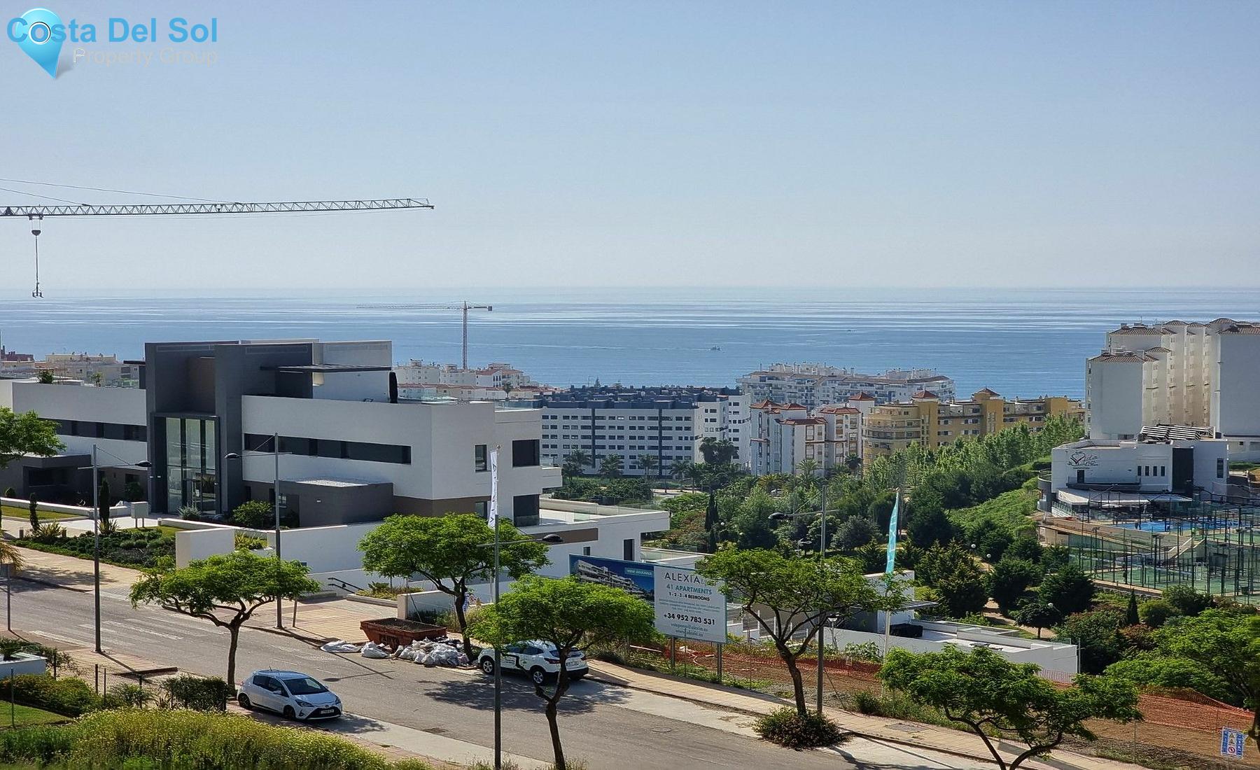 Middle Floor Apartment in Estepona-1533836