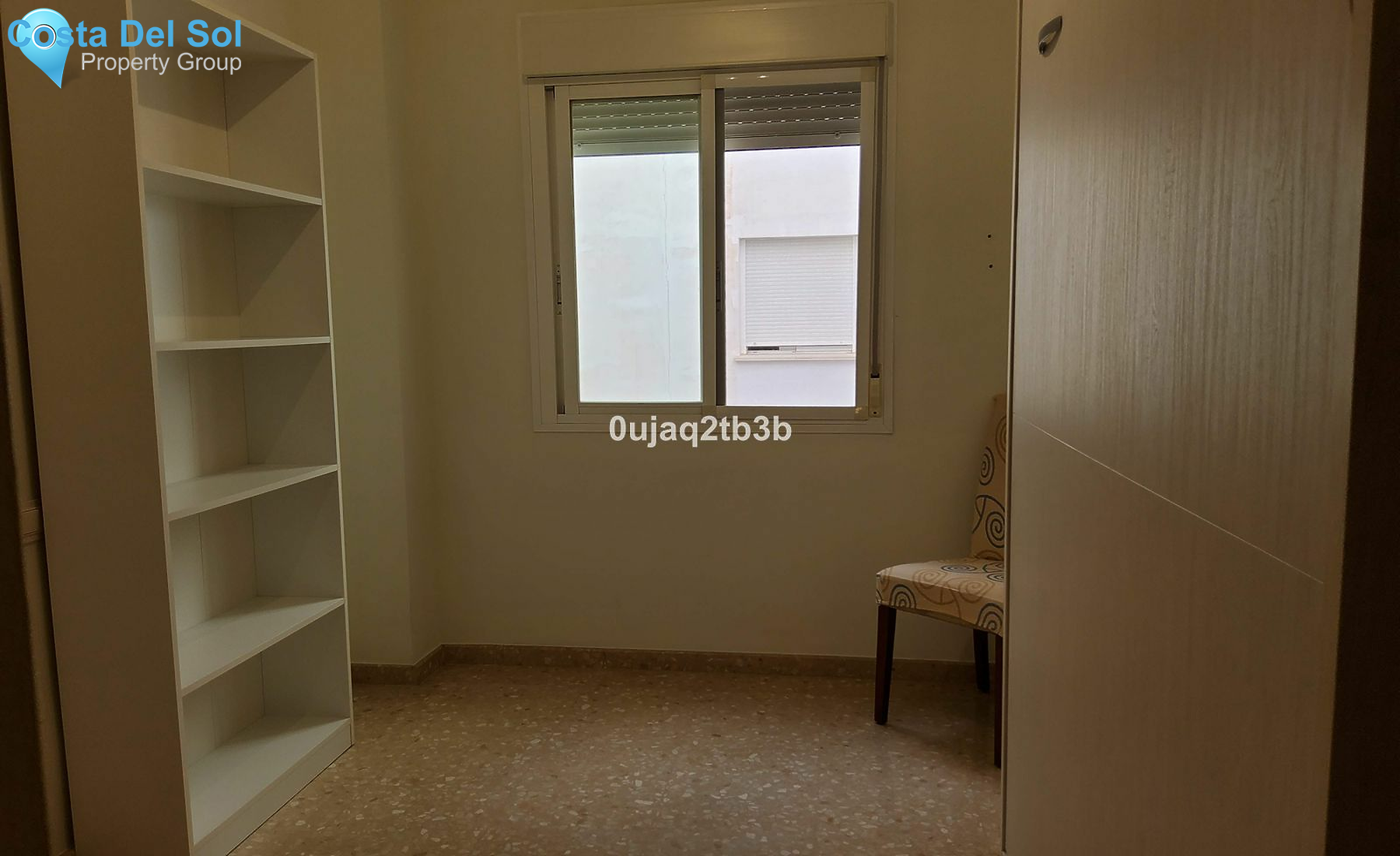 Middle Floor Apartment in Estepona-1545779