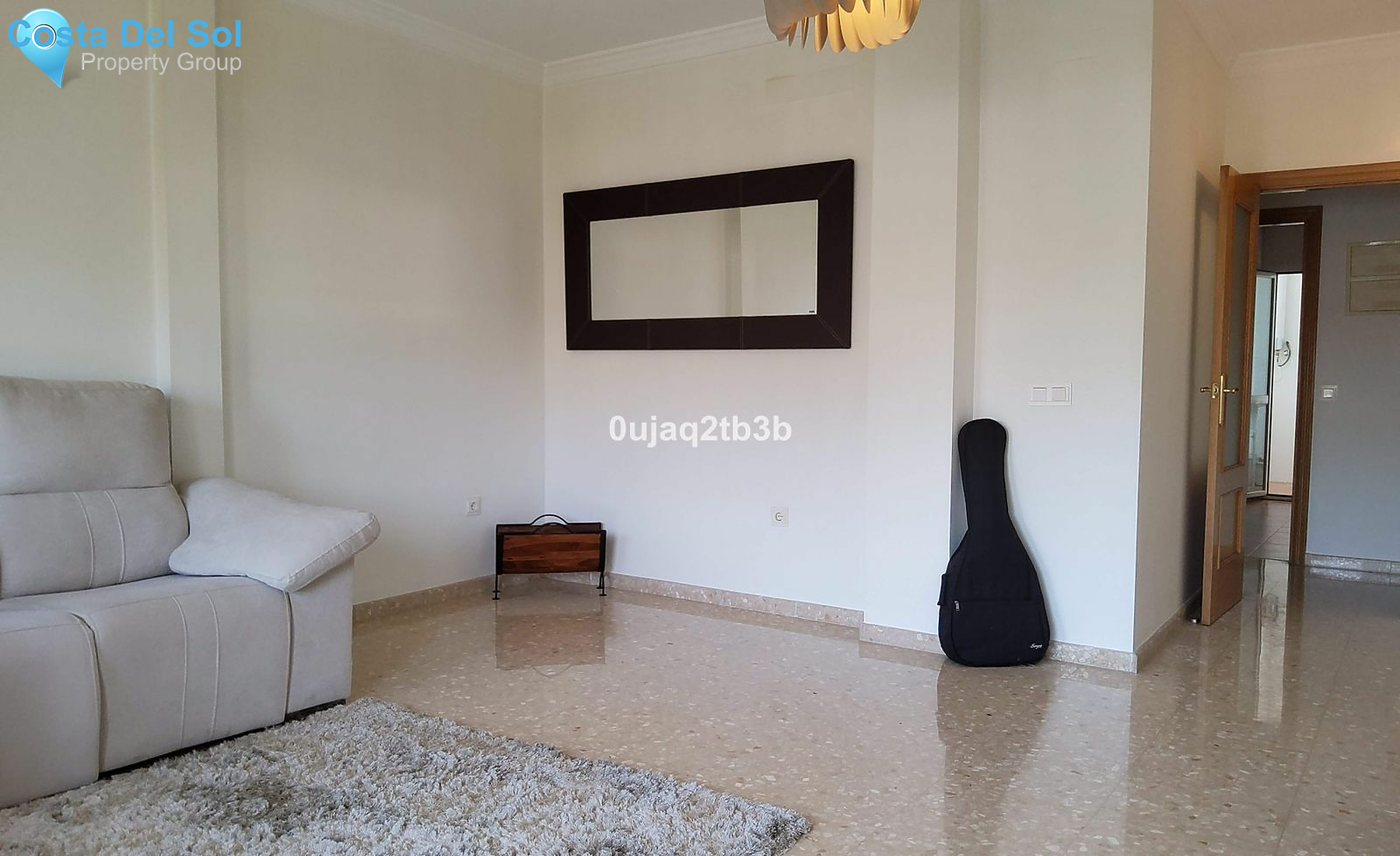 Middle Floor Apartment in Estepona-1545768