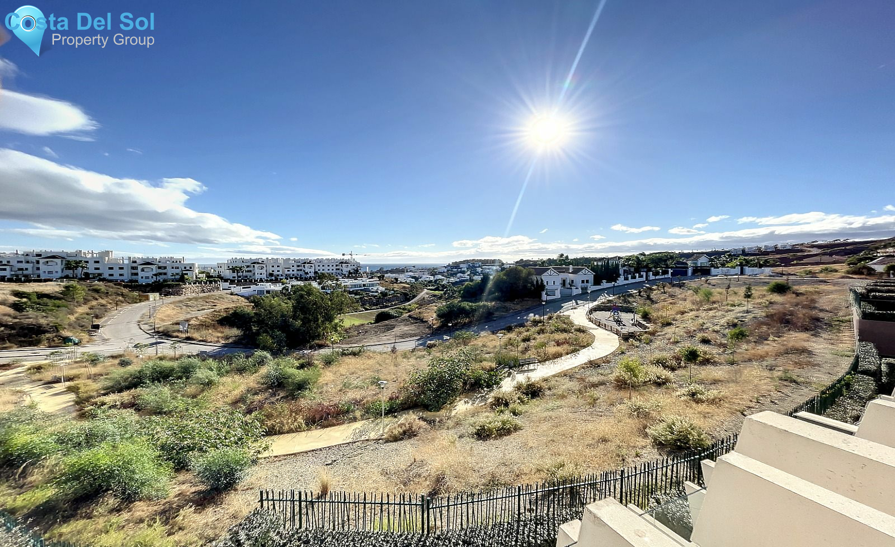 Middle Floor Apartment in Estepona-1550770