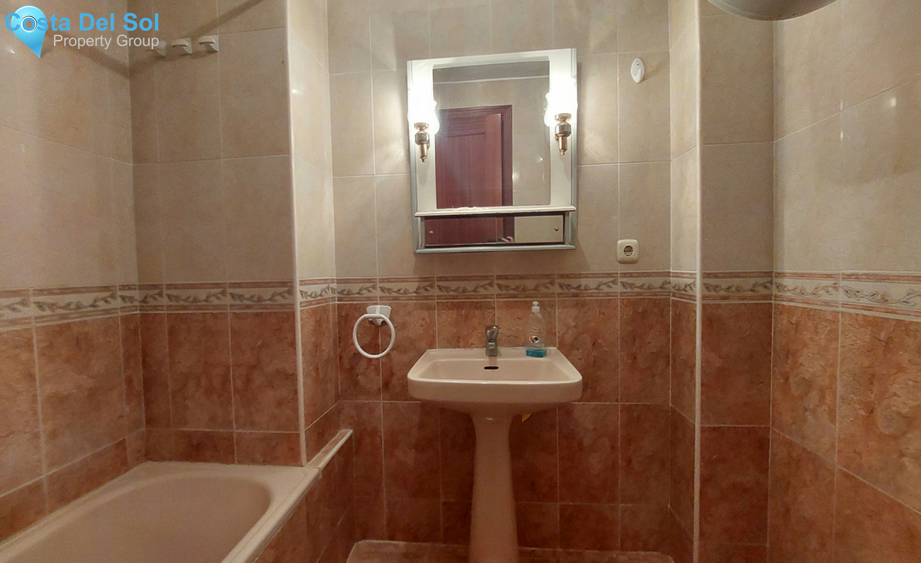 Middle Floor Apartment in Fuengirola-715217