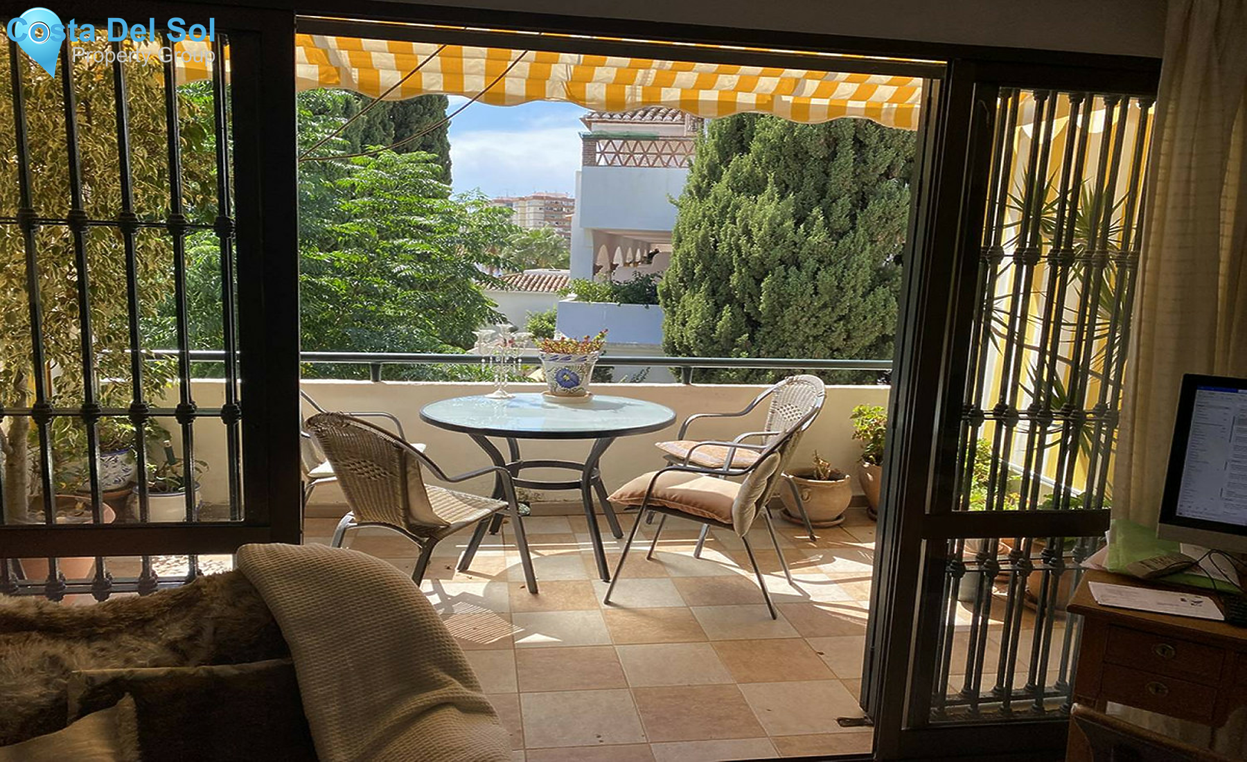 Middle Floor Apartment in Fuengirola-1236414