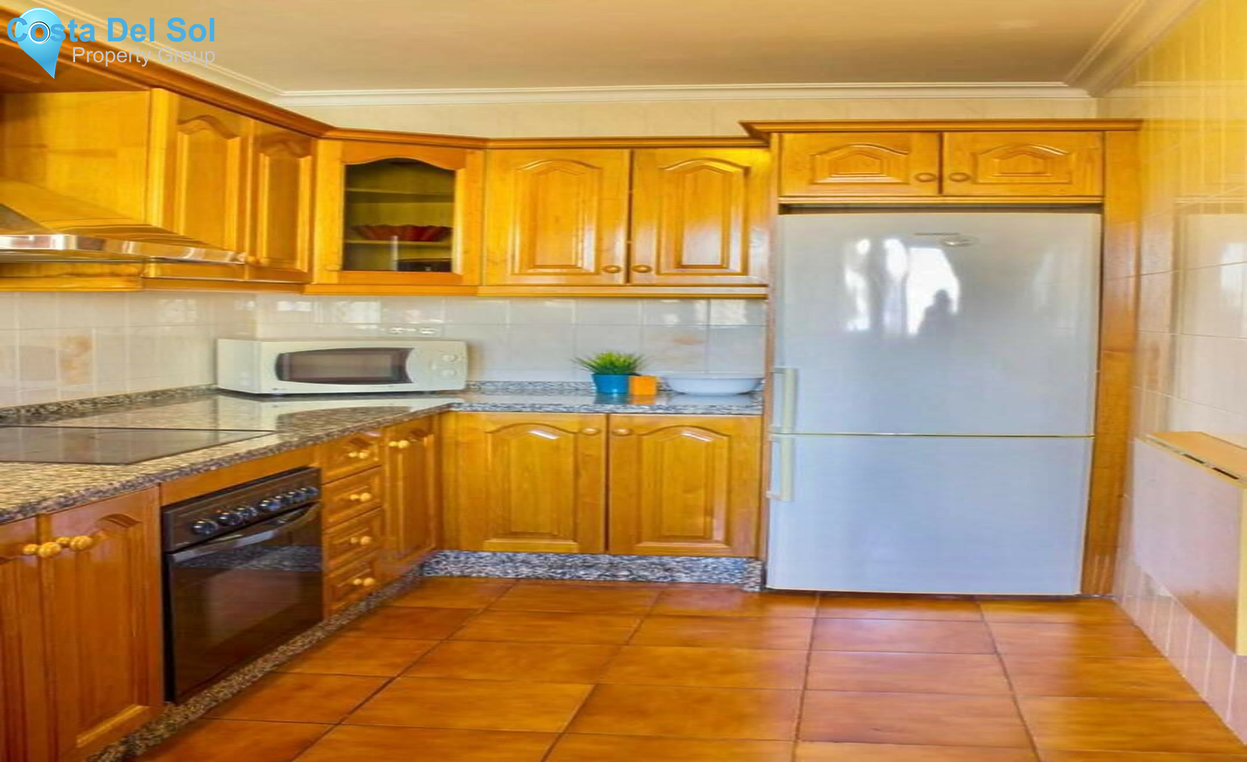 Middle Floor Apartment in Fuengirola-1246821