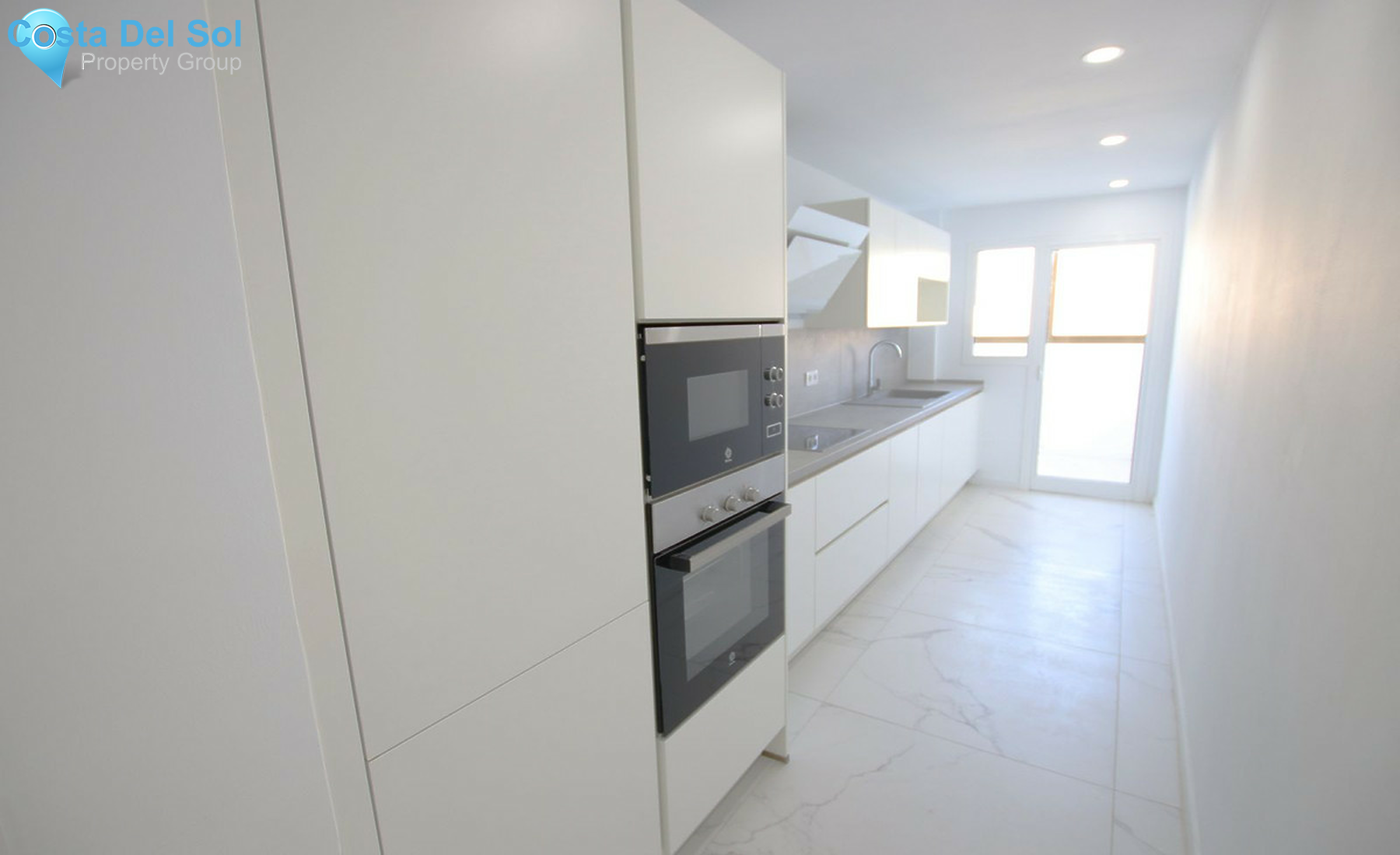 Middle Floor Apartment in Fuengirola-1247829