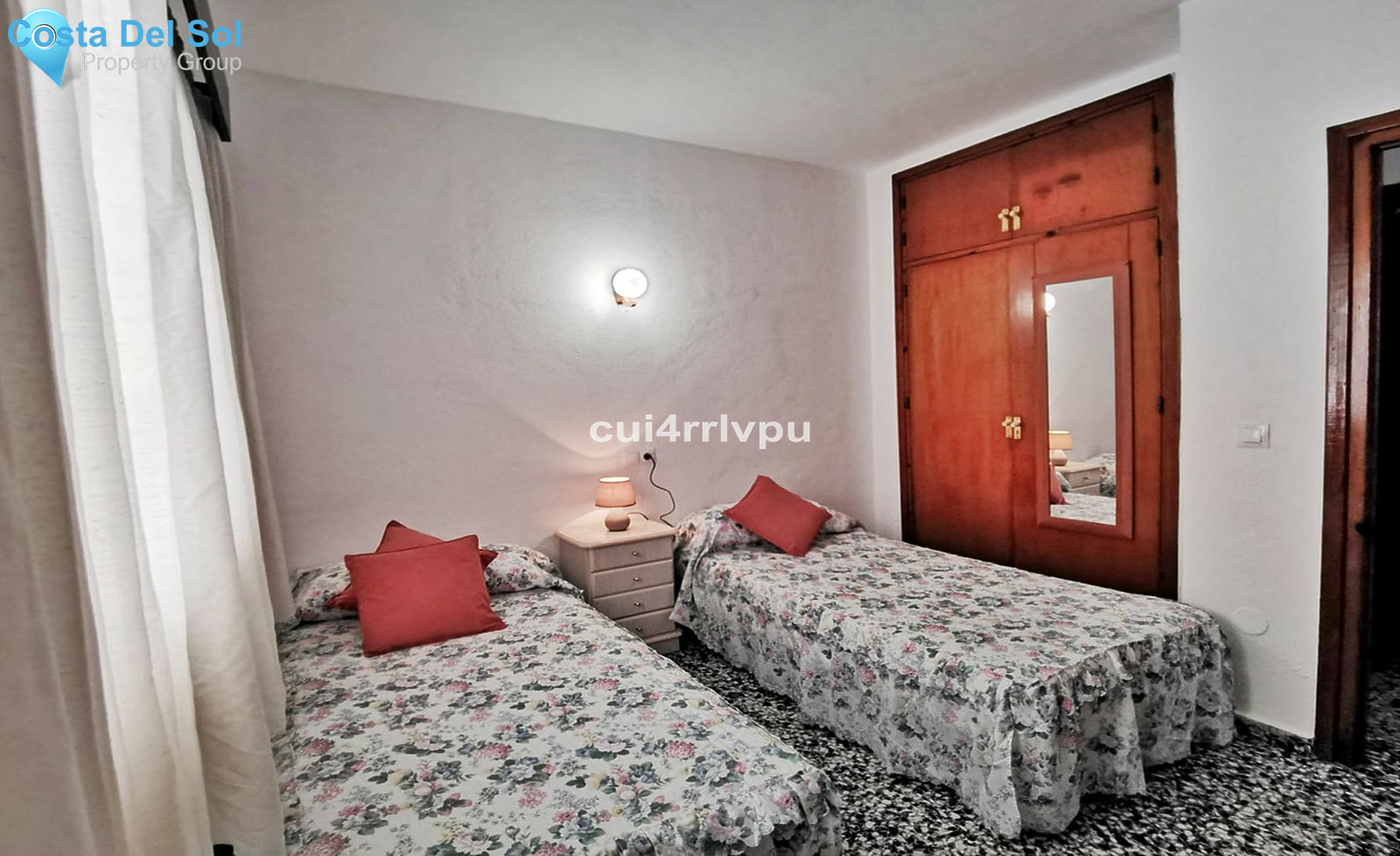 Middle Floor Apartment in Fuengirola-1258063