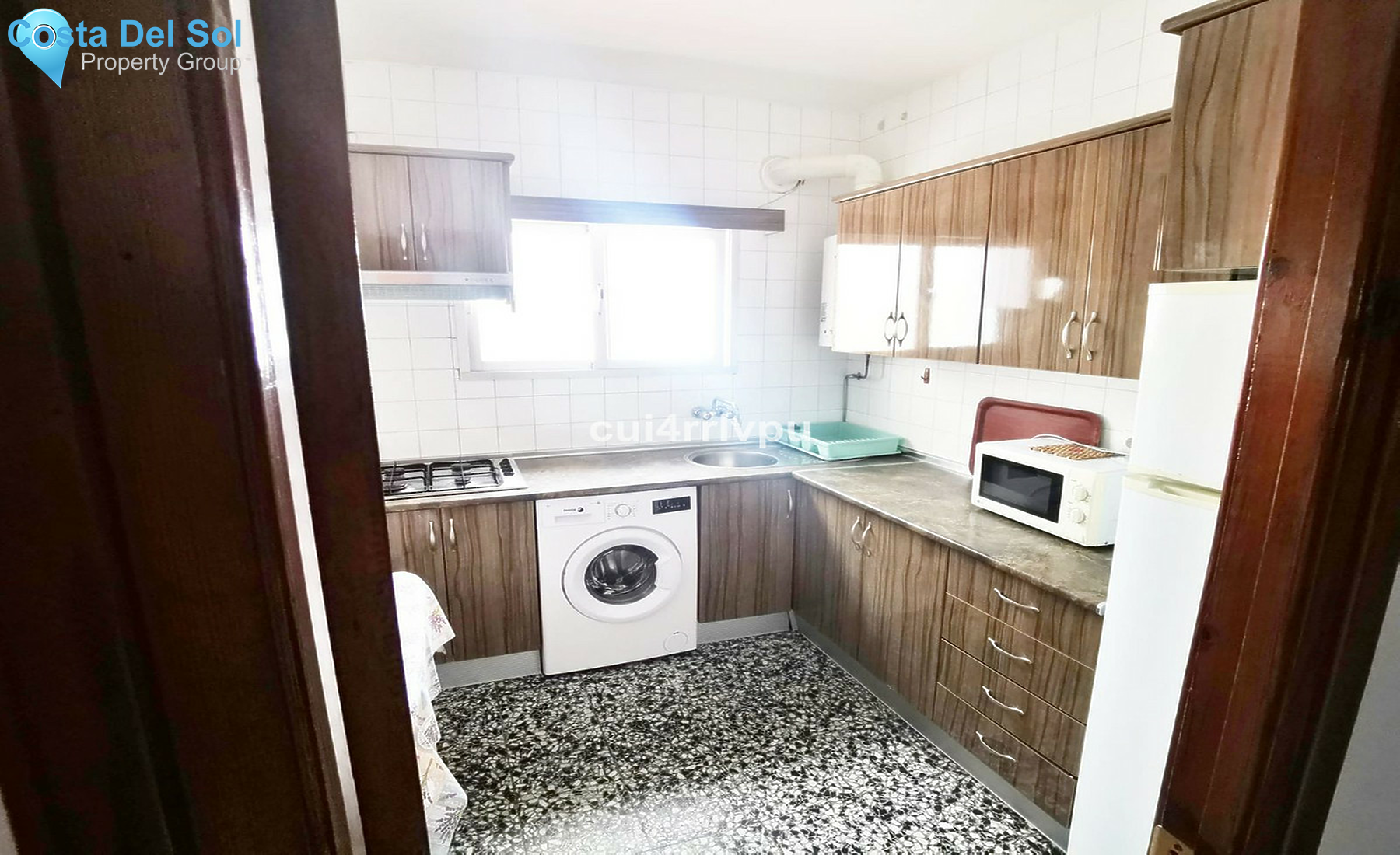 Middle Floor Apartment in Fuengirola-1258067