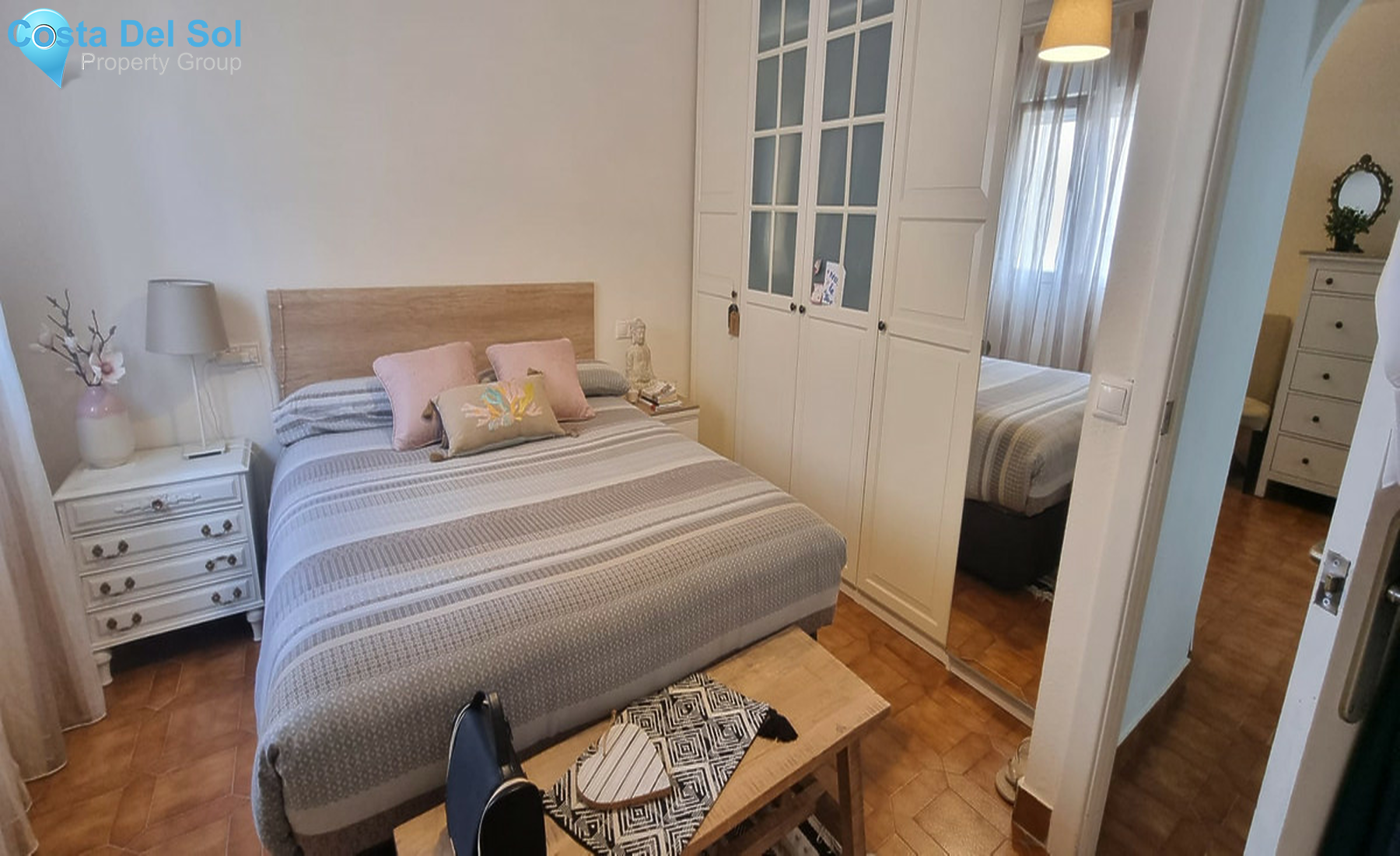 Middle Floor Apartment in Fuengirola-1288022