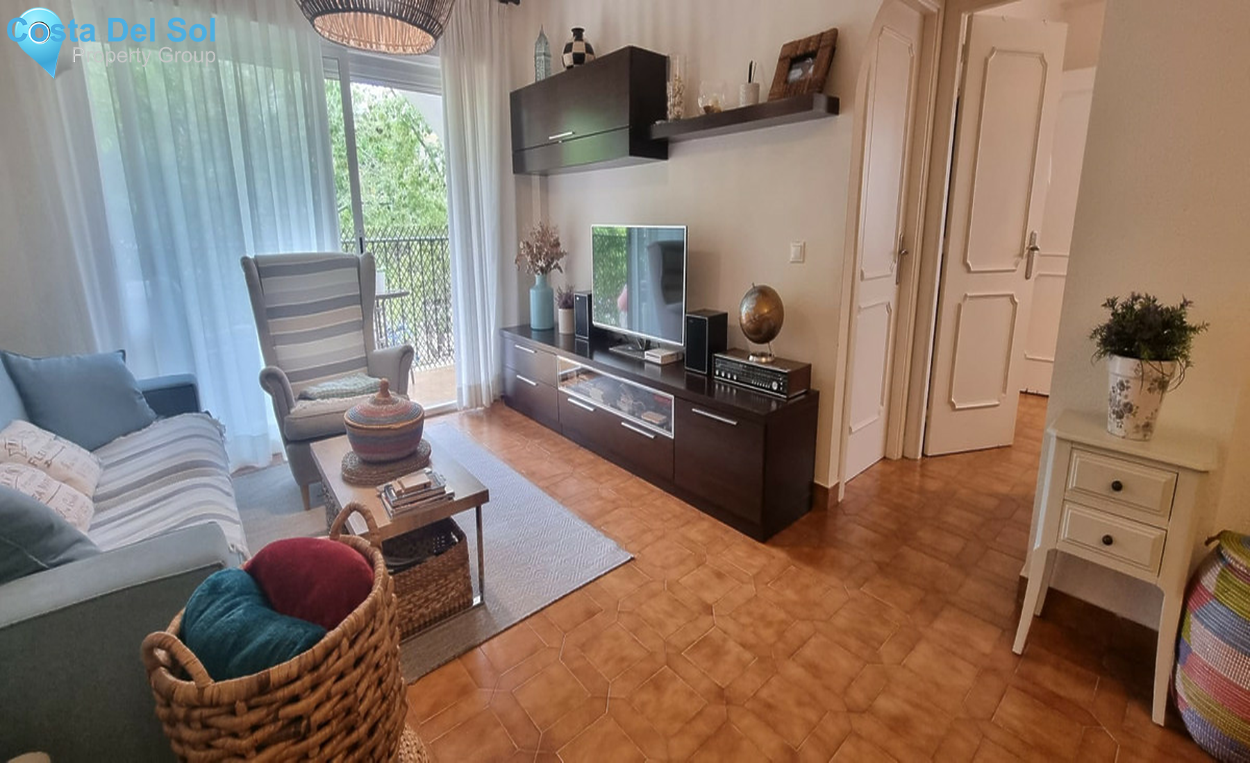 Middle Floor Apartment in Fuengirola-1288011