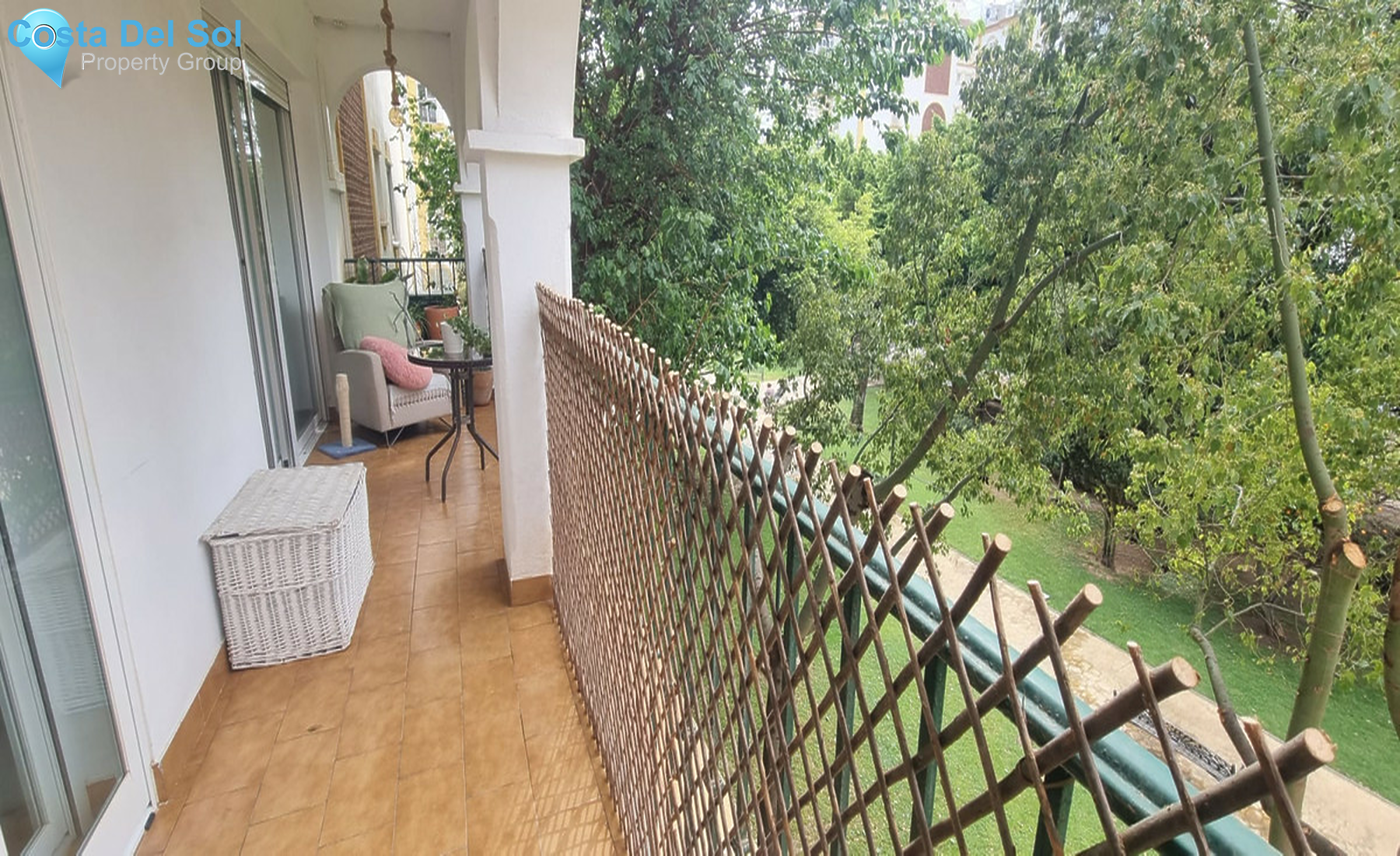 Middle Floor Apartment in Fuengirola-1288014