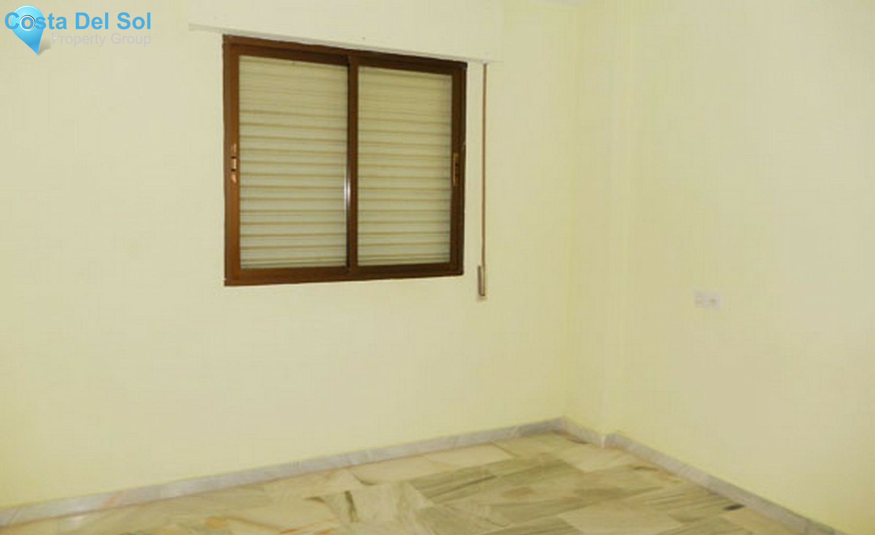 Middle Floor Apartment in Fuengirola-1289212