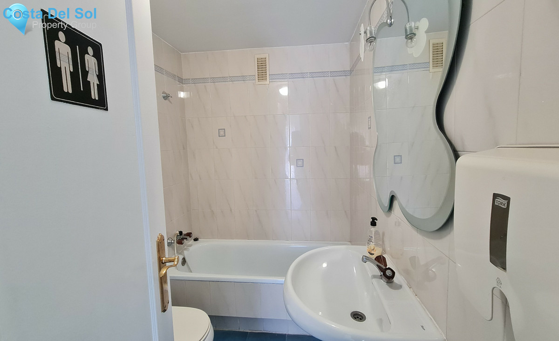 Middle Floor Apartment in Fuengirola-1293870