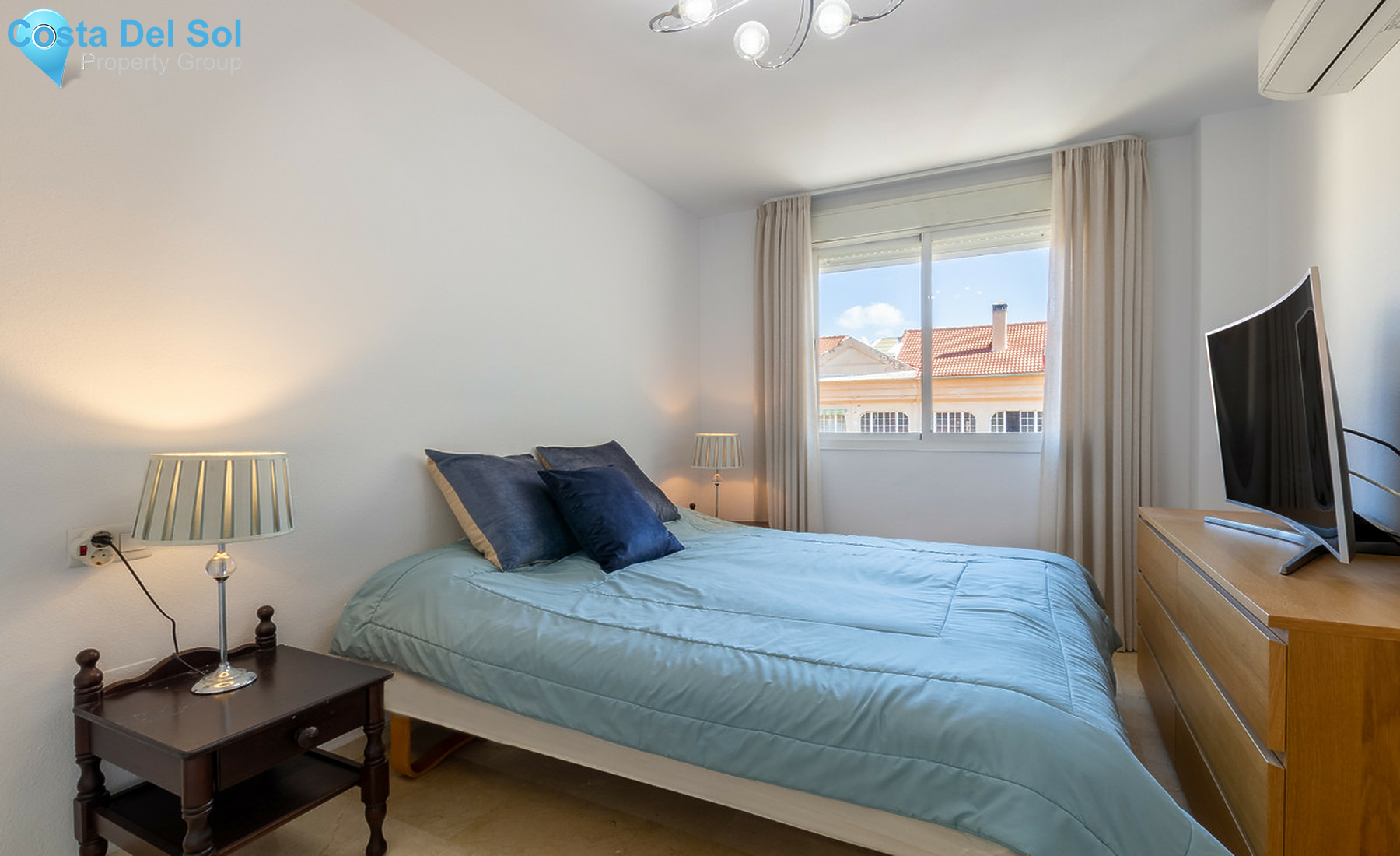 Middle Floor Apartment in Fuengirola-1300111