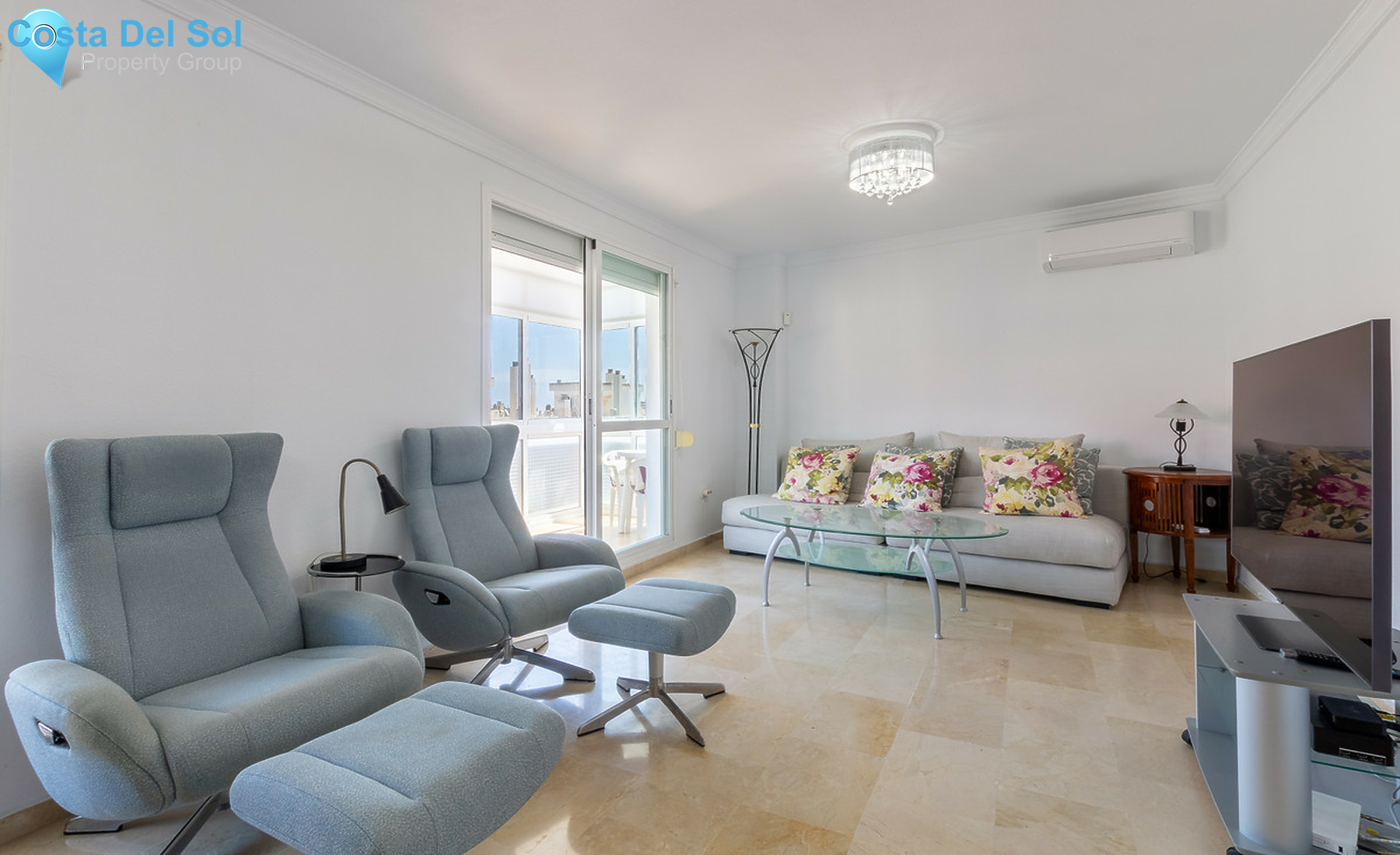 Middle Floor Apartment in Fuengirola-1300105