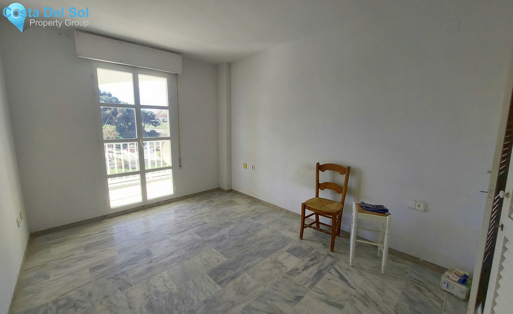 Middle Floor Apartment in Fuengirola-1311920
