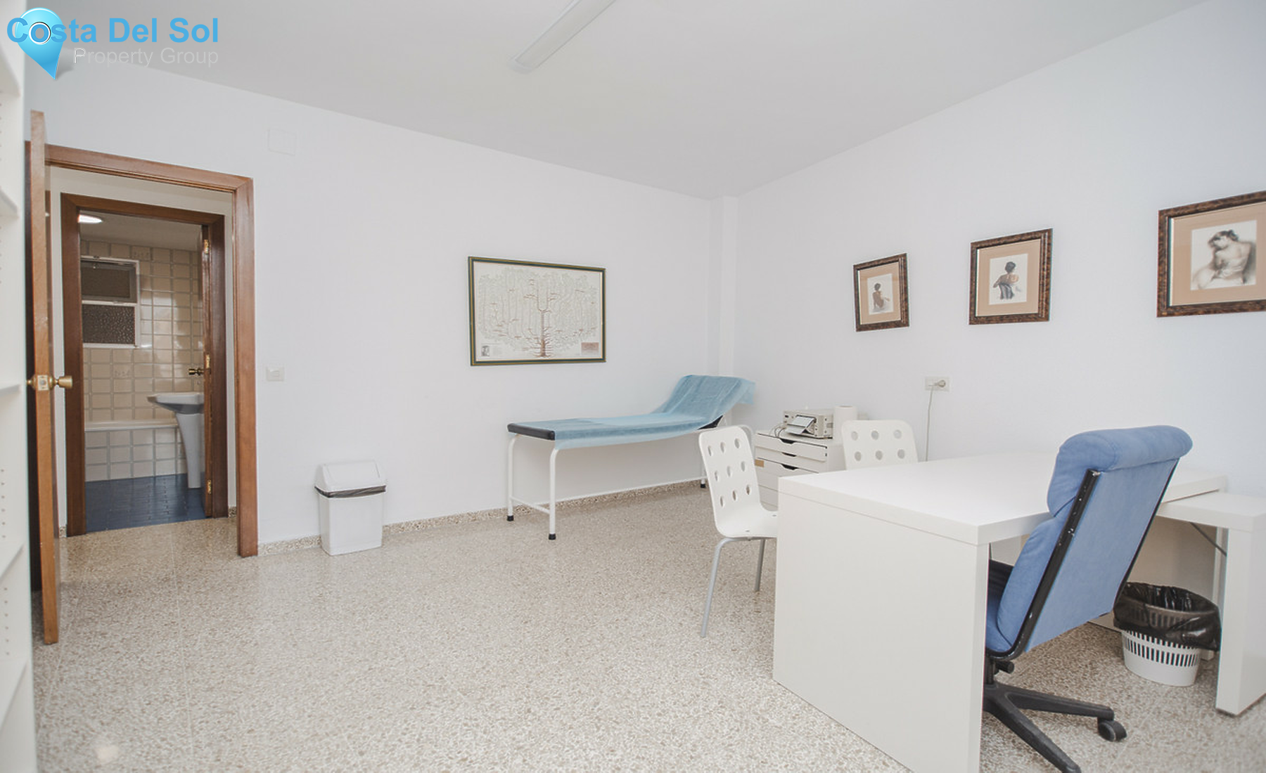 Middle Floor Apartment in Fuengirola-1311996