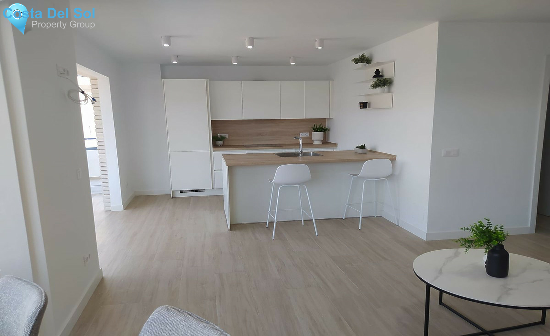 Middle Floor Apartment in Fuengirola-1317307