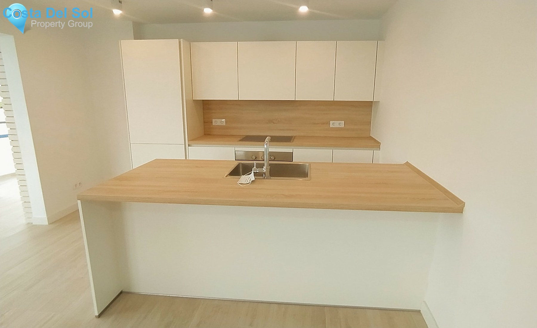 Middle Floor Apartment in Fuengirola-1317316