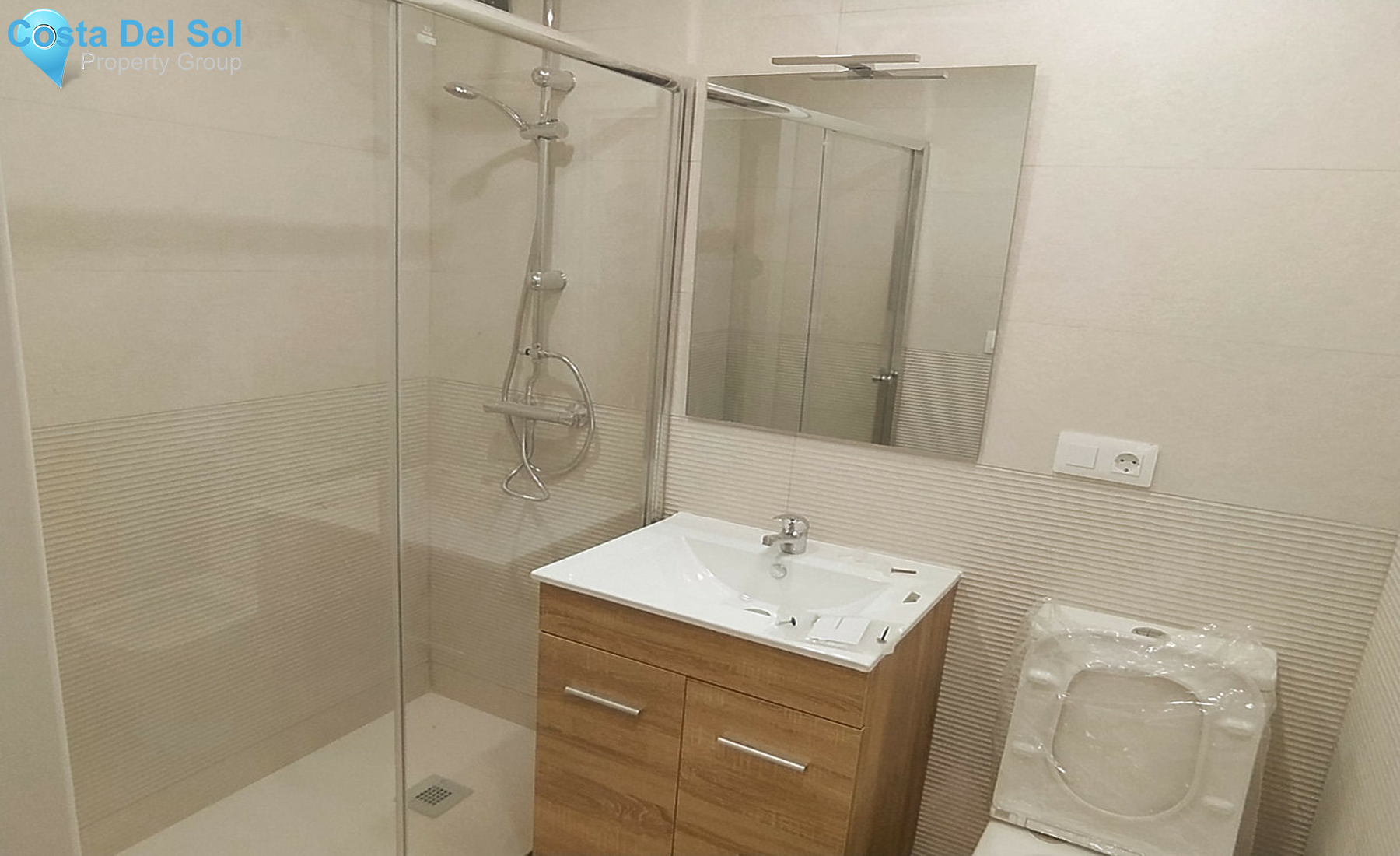Middle Floor Apartment in Fuengirola-1317320