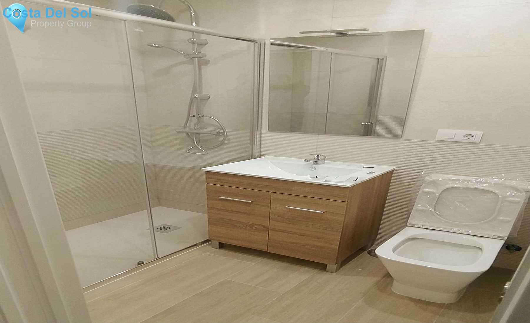 Middle Floor Apartment in Fuengirola-1317325
