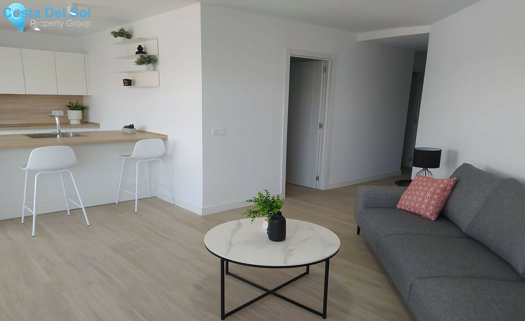 Middle Floor Apartment in Fuengirola-1317309