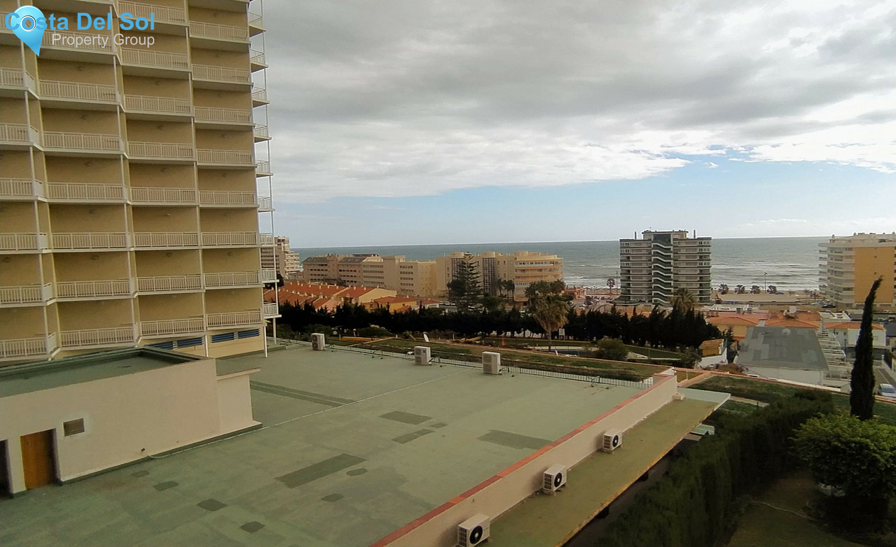 Middle Floor Apartment in Fuengirola-1317312