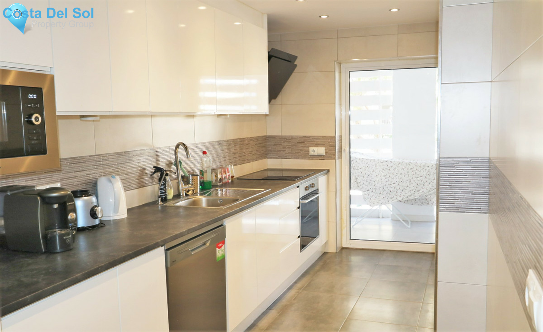 Middle Floor Apartment in Fuengirola-1320274