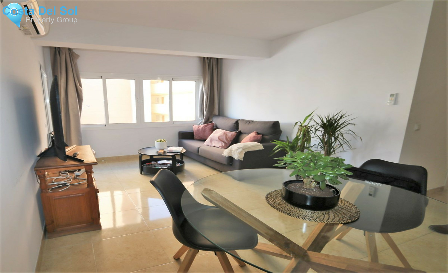 Middle Floor Apartment in Fuengirola-1320257