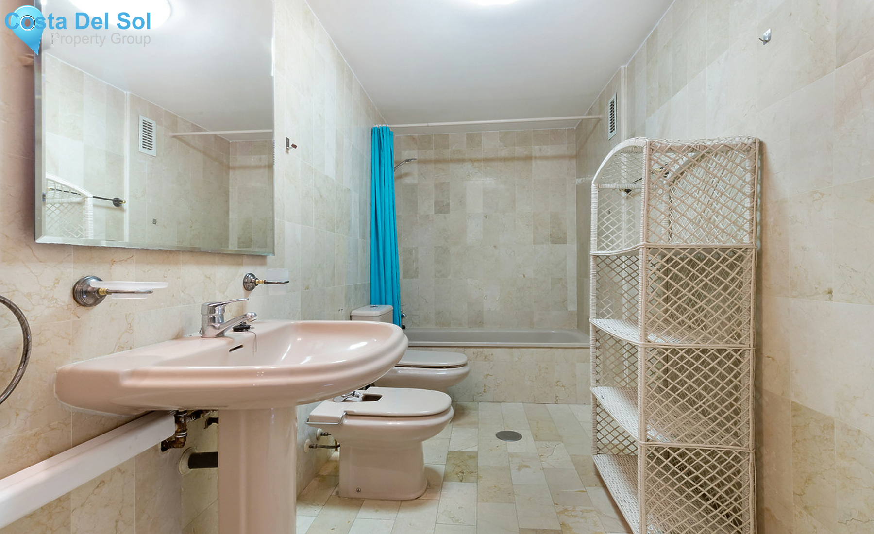 Middle Floor Apartment in Fuengirola-1321836