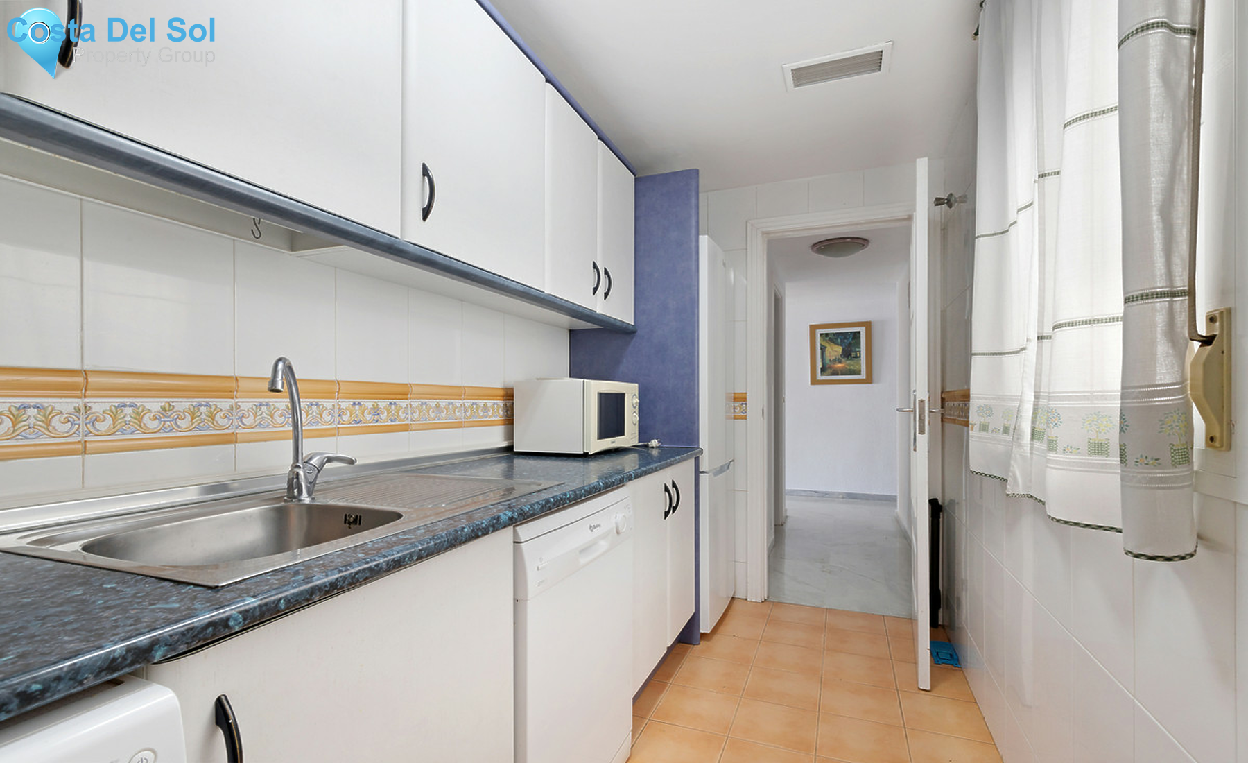 Middle Floor Apartment in Fuengirola-1321832