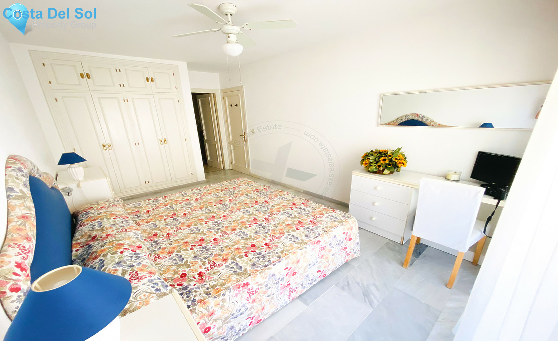 Middle Floor Apartment in Fuengirola-1327649