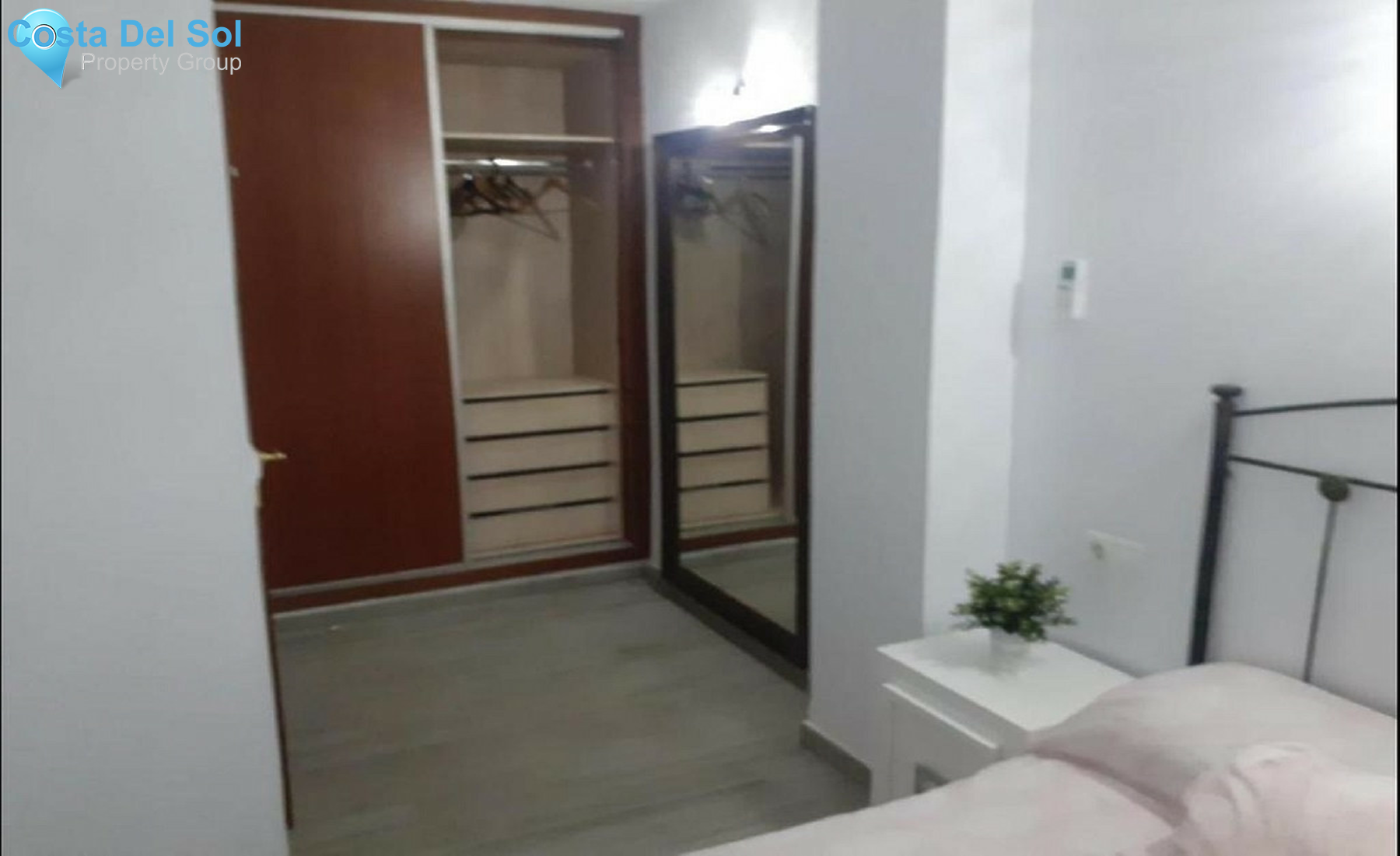 Middle Floor Apartment in Fuengirola-1330183