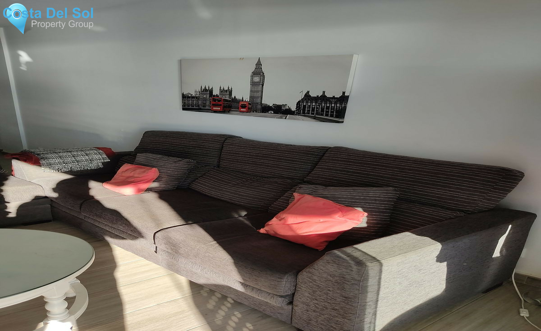 Middle Floor Apartment in Fuengirola-1330178