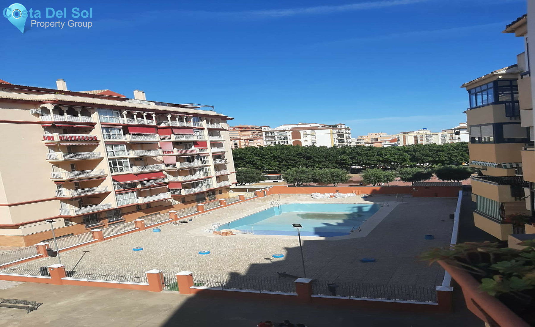 Middle Floor Apartment in Fuengirola-1340702