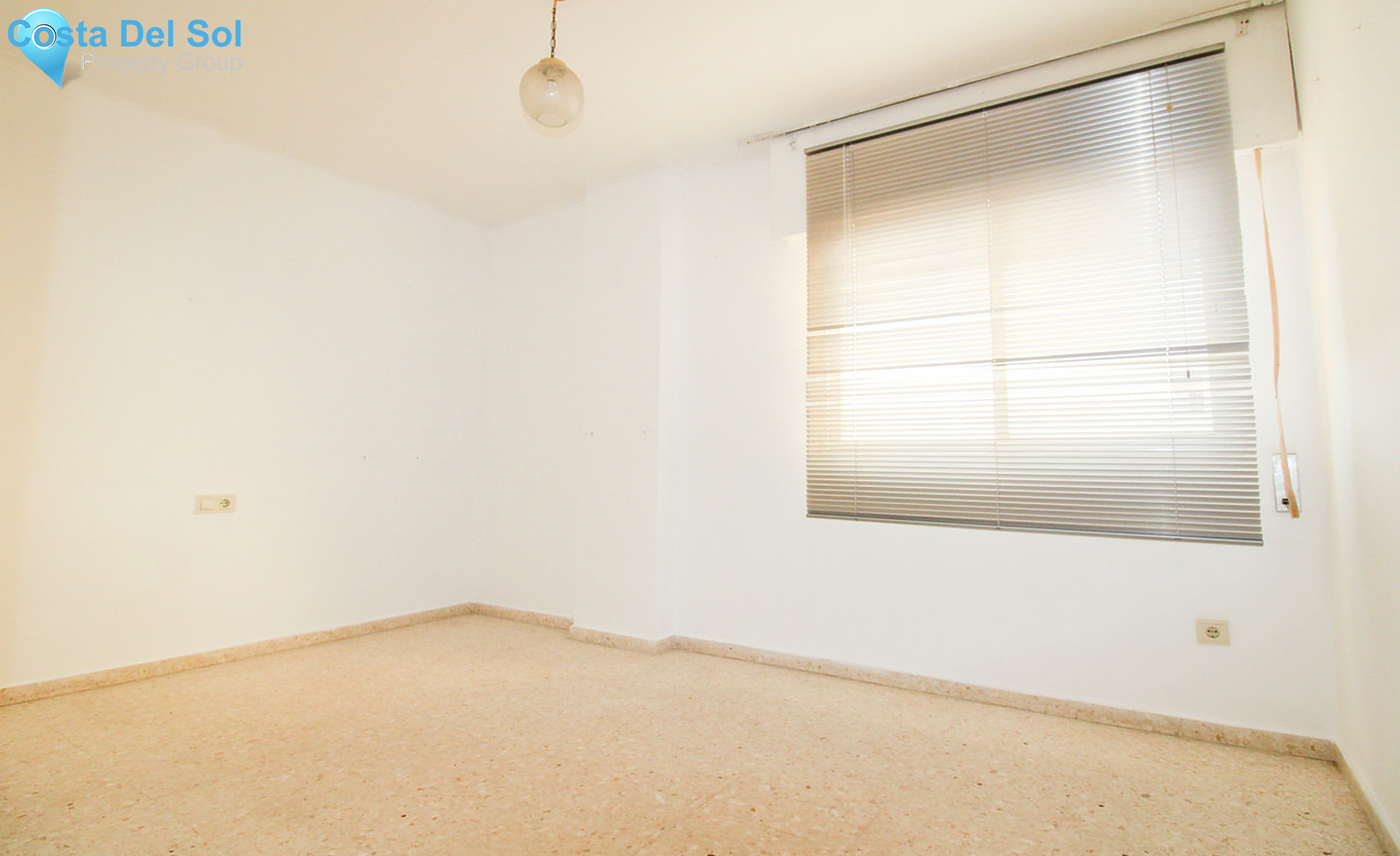 Middle Floor Apartment in Fuengirola-1341220