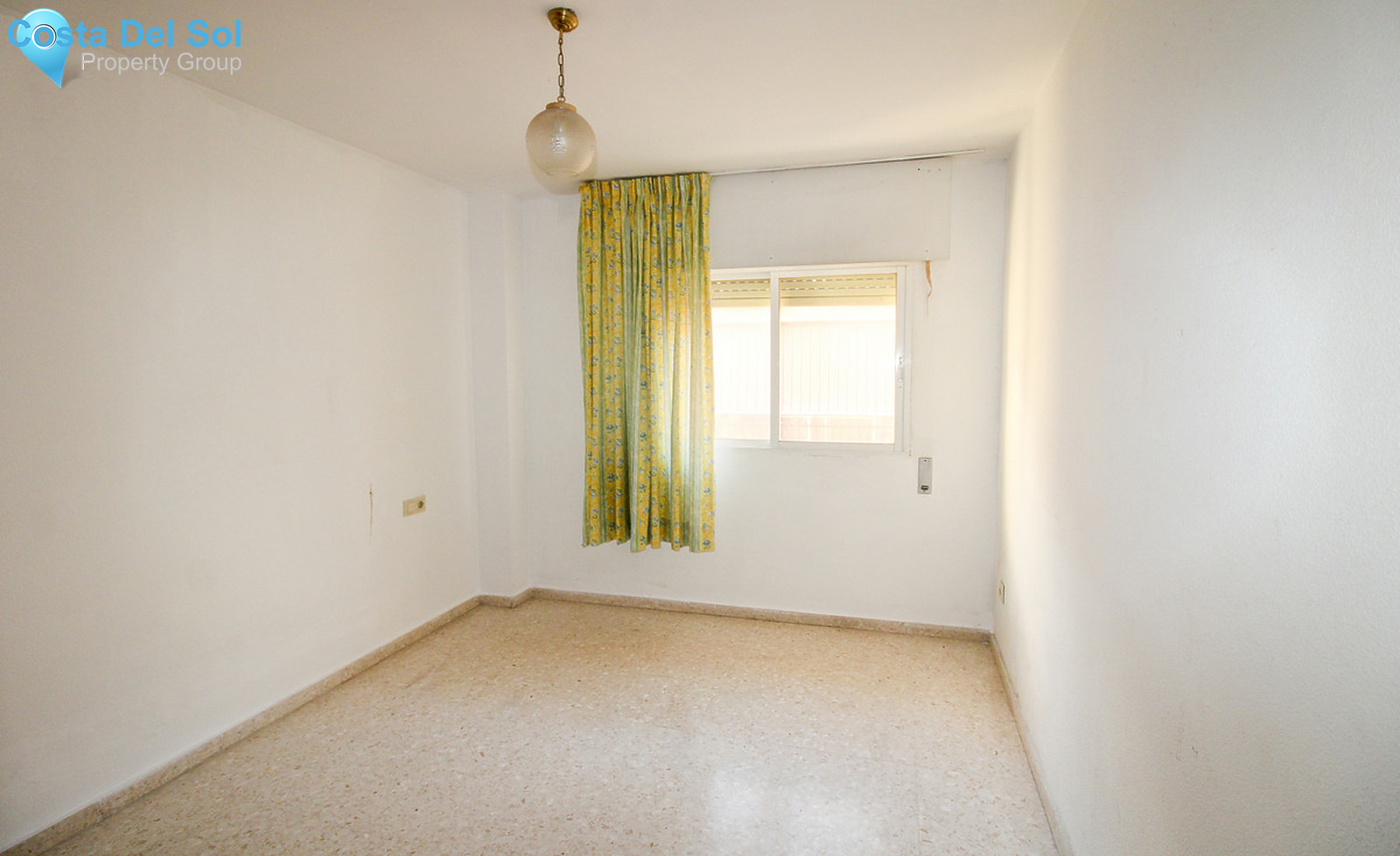 Middle Floor Apartment in Fuengirola-1341234