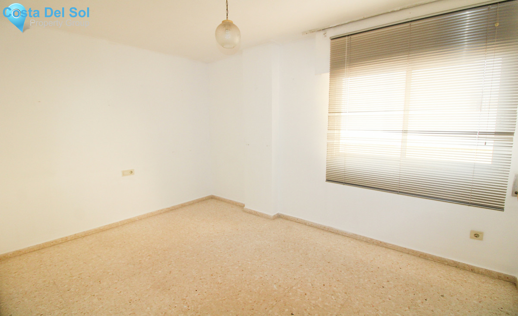 Middle Floor Apartment in Fuengirola-1341237