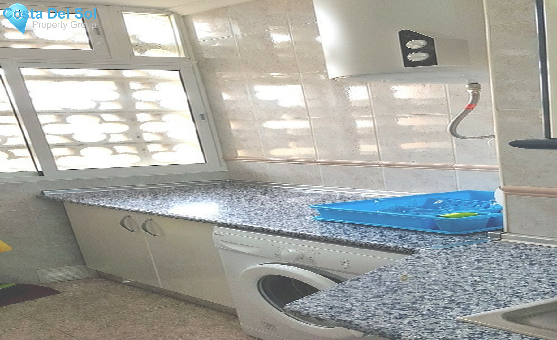 Middle Floor Apartment in Fuengirola-1354247
