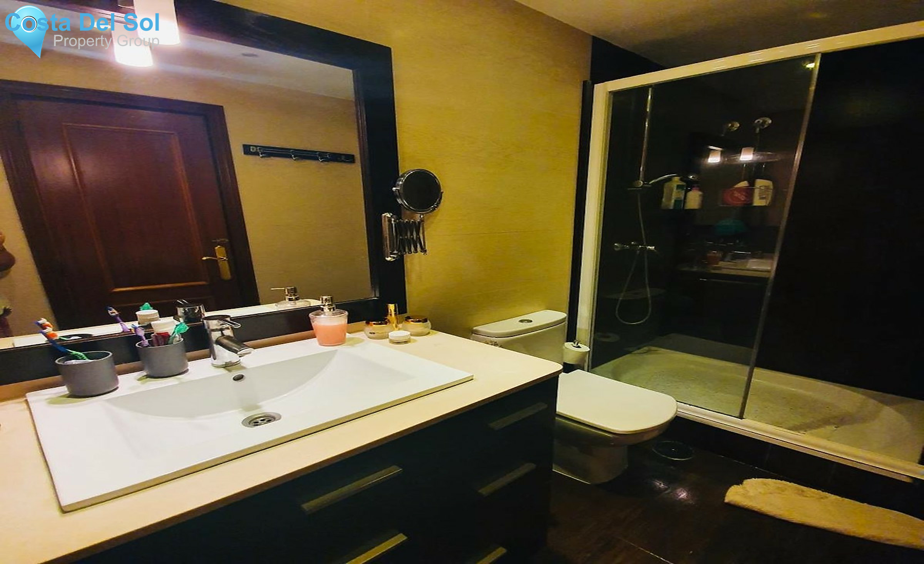 Middle Floor Apartment in Fuengirola-1354879