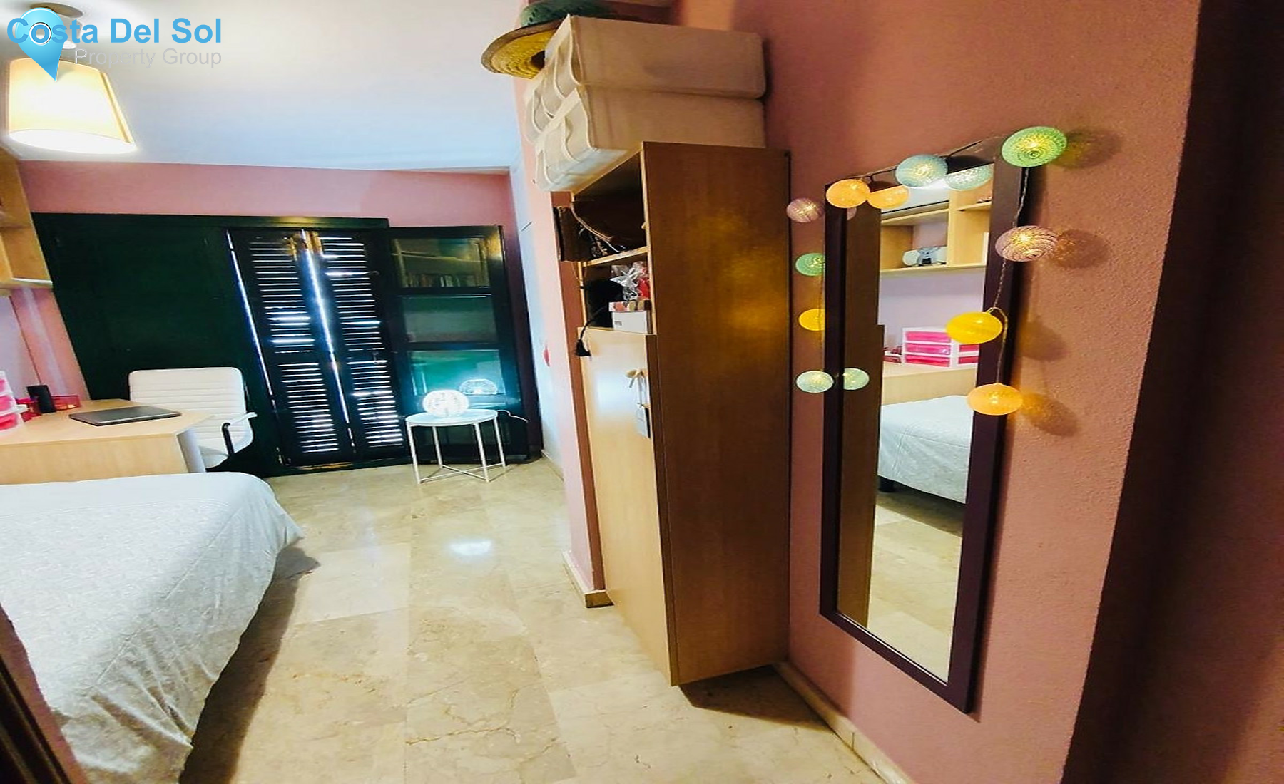 Middle Floor Apartment in Fuengirola-1354870