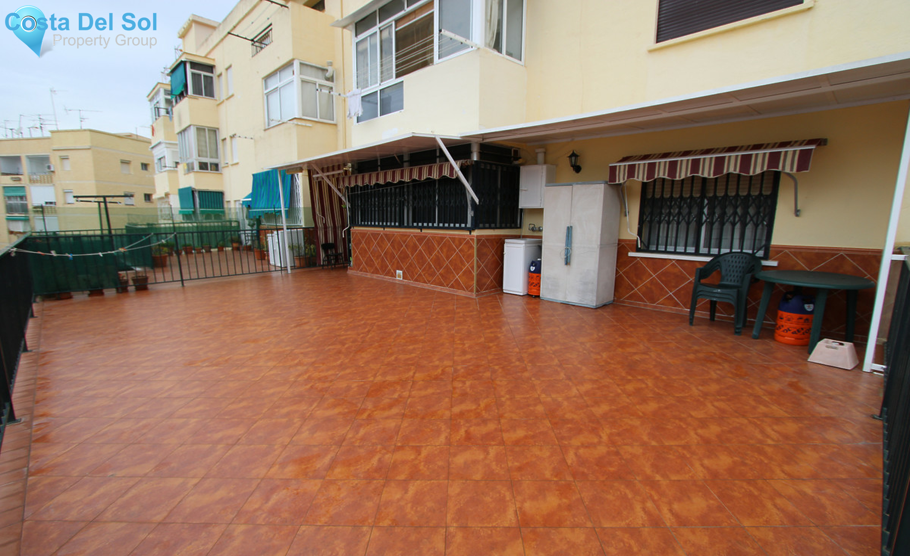 Middle Floor Apartment in Fuengirola-1356930