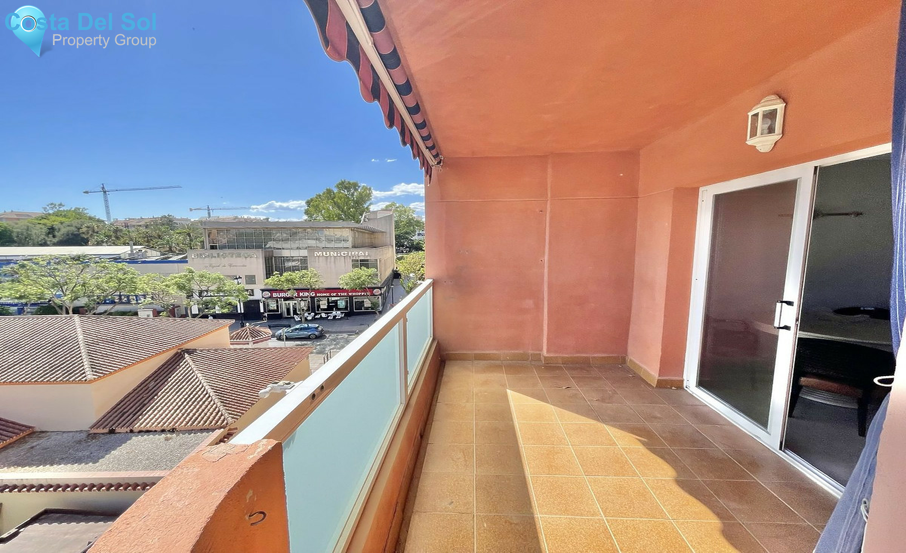Middle Floor Apartment in Fuengirola-1368099